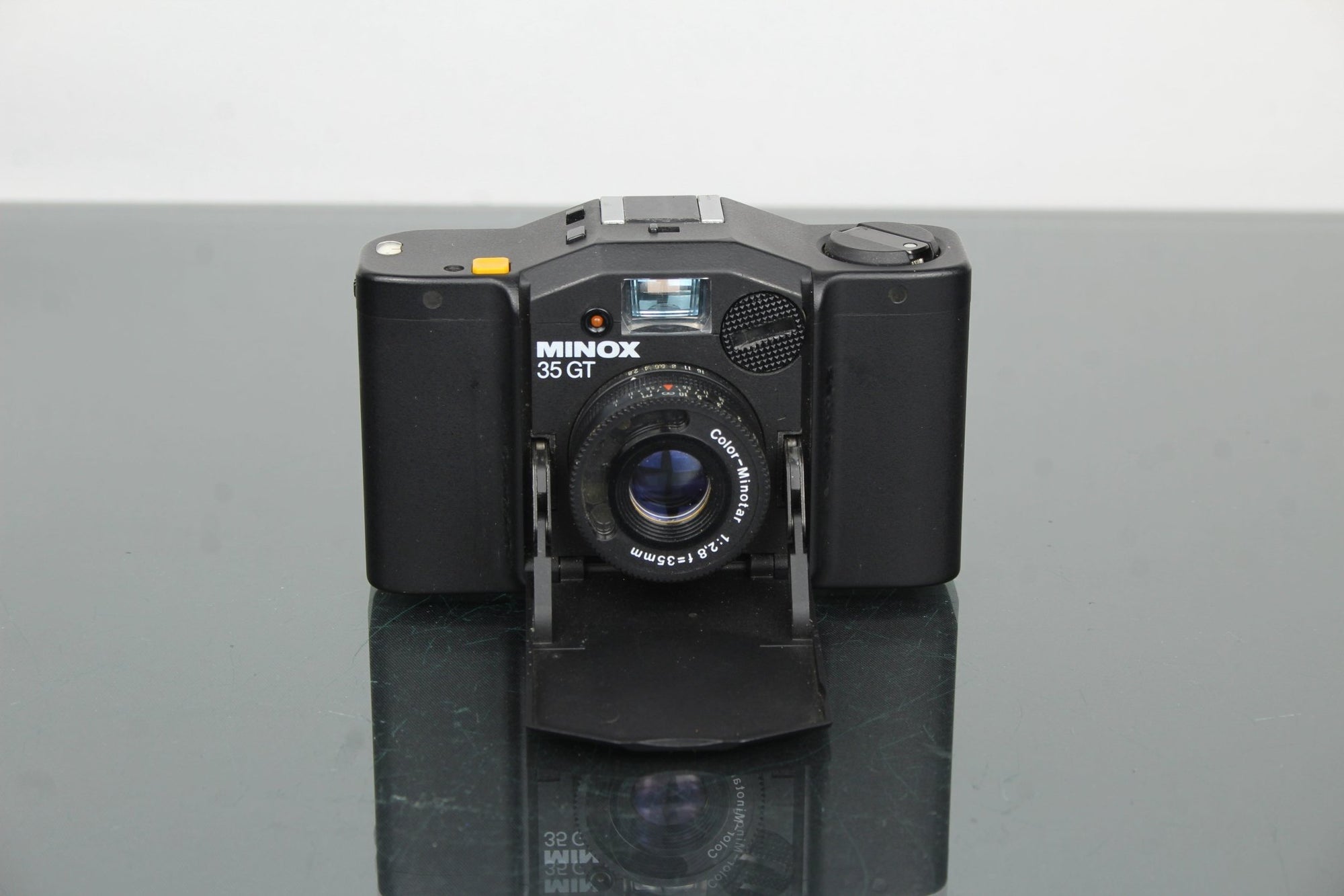Minox 35 GT + Flash MT 35 - Dutch|Thrift