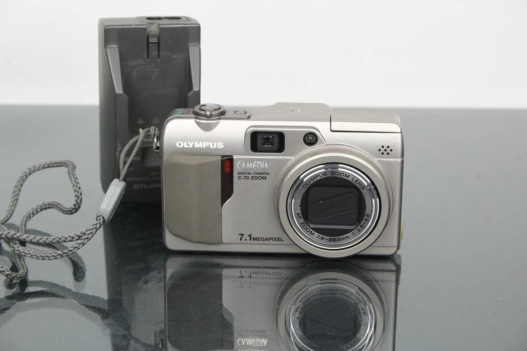 Olympus C - 70 Zoom - Dutch|Thrift