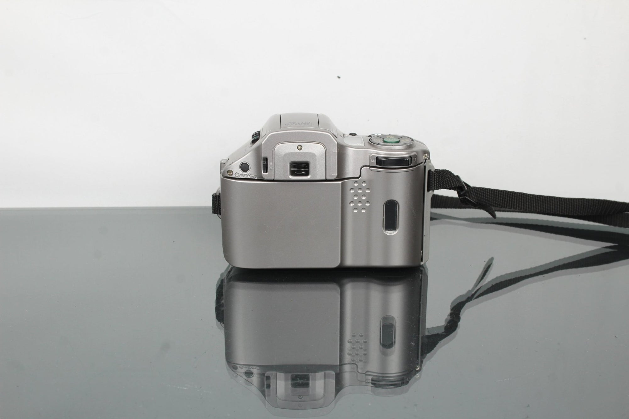 Olympus IS - 200 - Dutch|Thrift