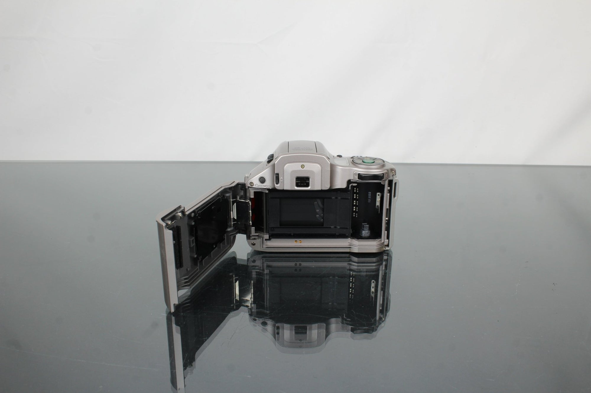 Olympus IS - 200 - Dutch|Thrift