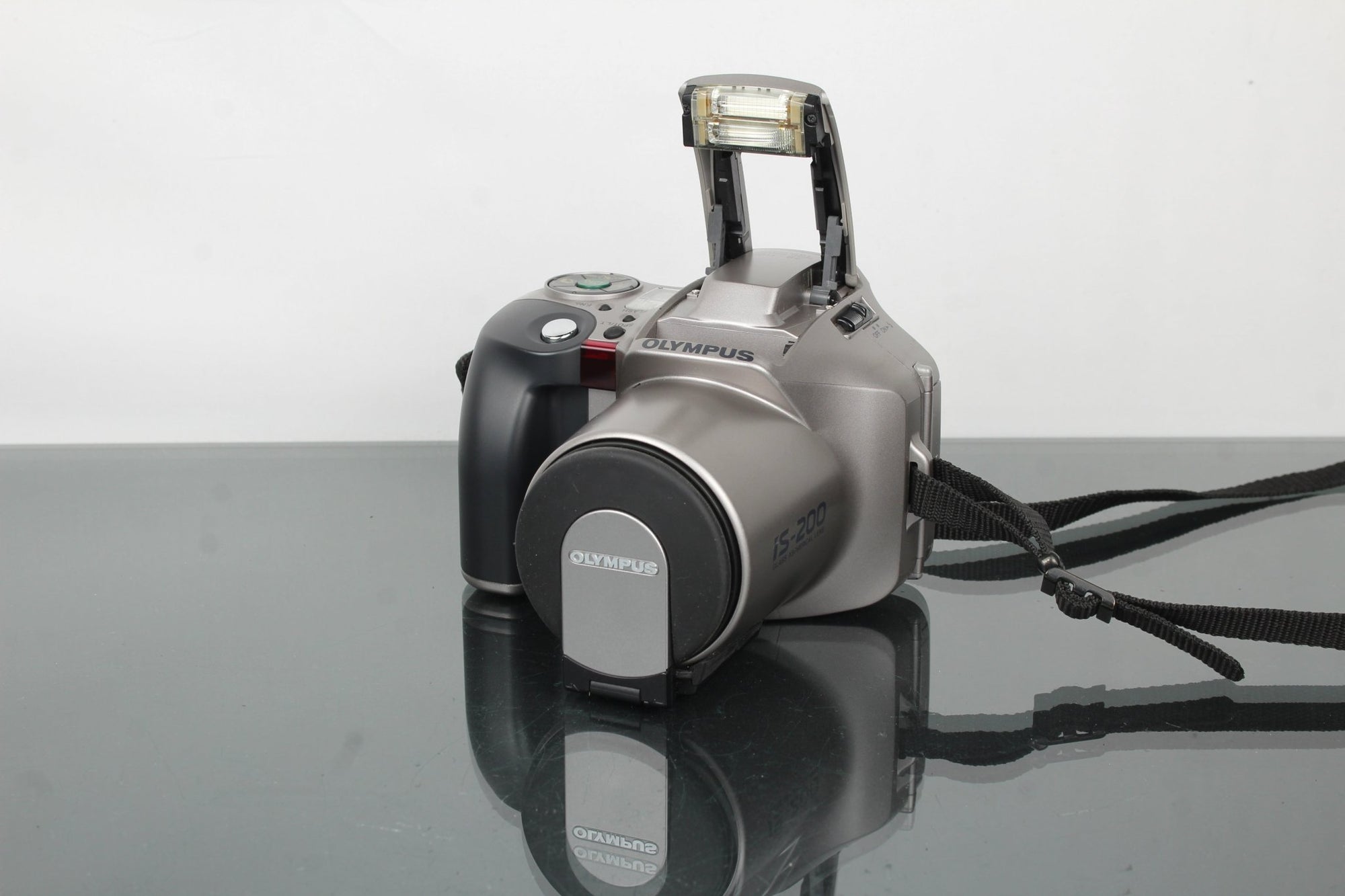 Olympus IS - 200 - Dutch|Thrift