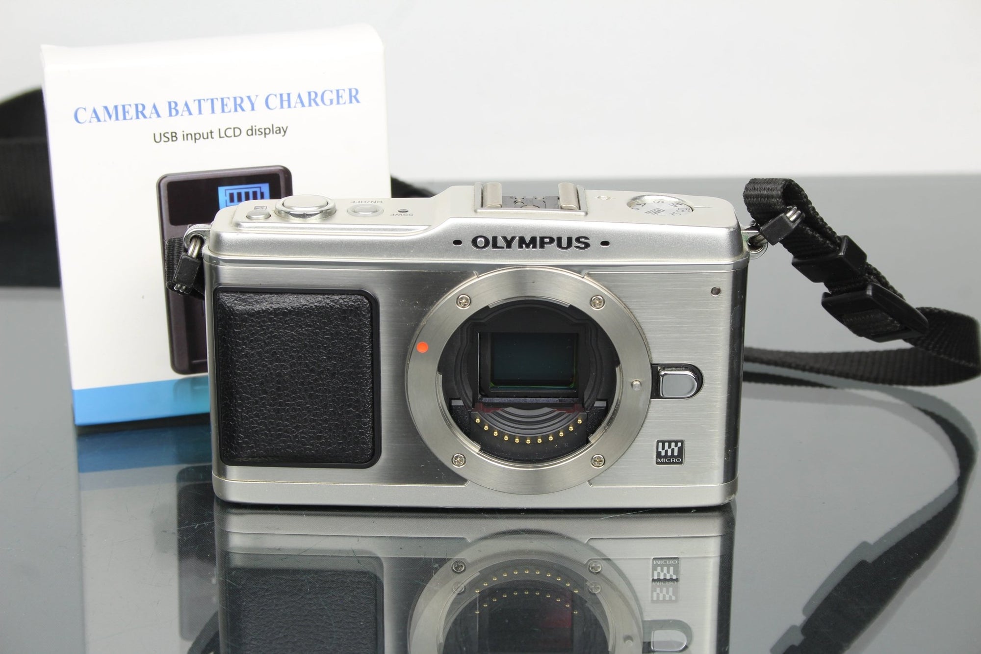 Olympus Pen E - P1 - Dutch|Thrift