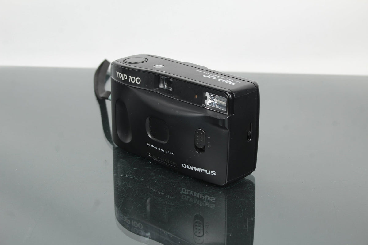 Olympus Trip100 - Dutch|Thrift
