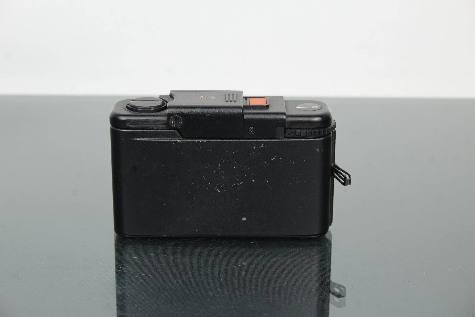 Olympus XA - Dutch|Thrift