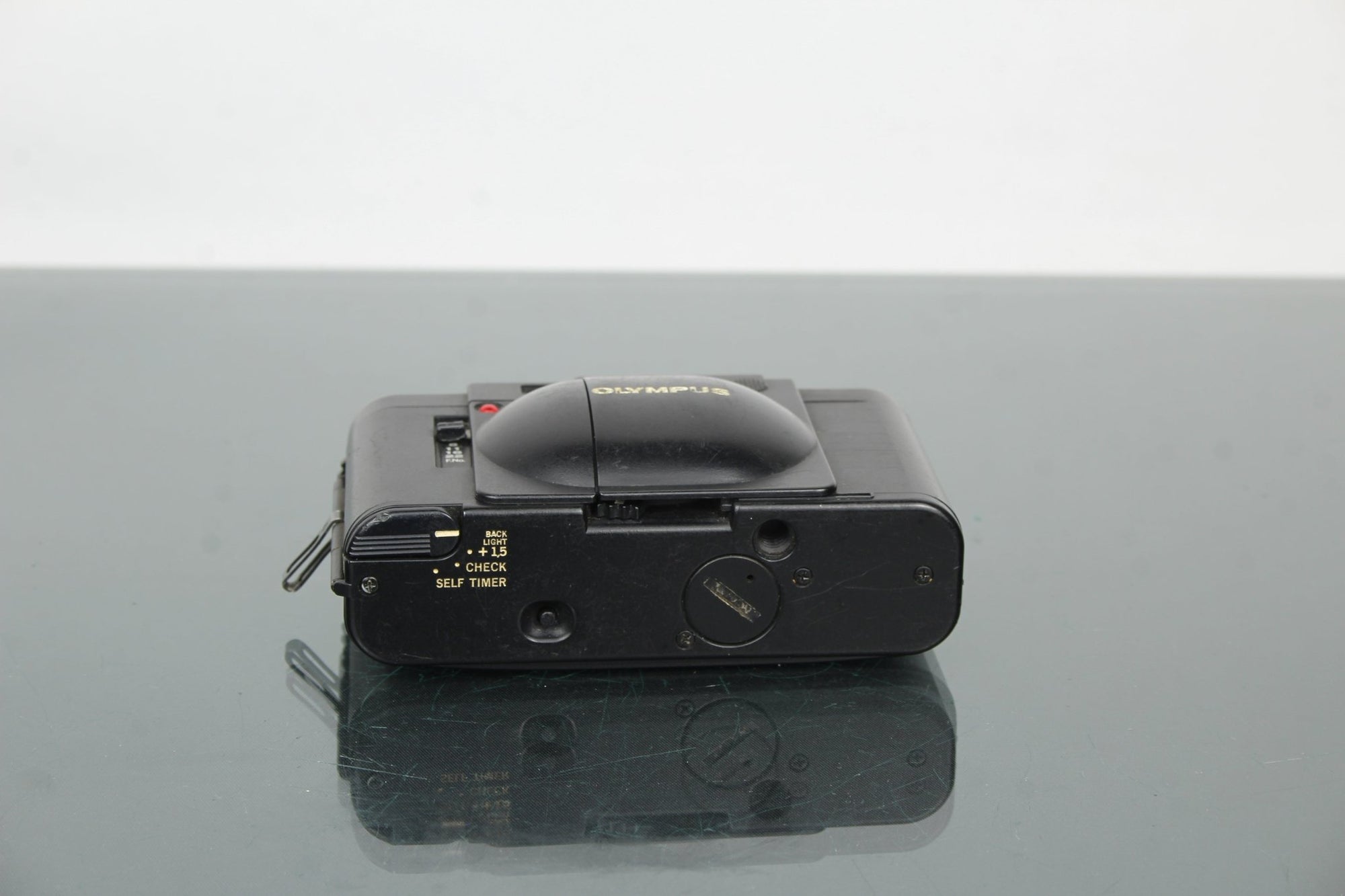 Olympus XA - Dutch|Thrift