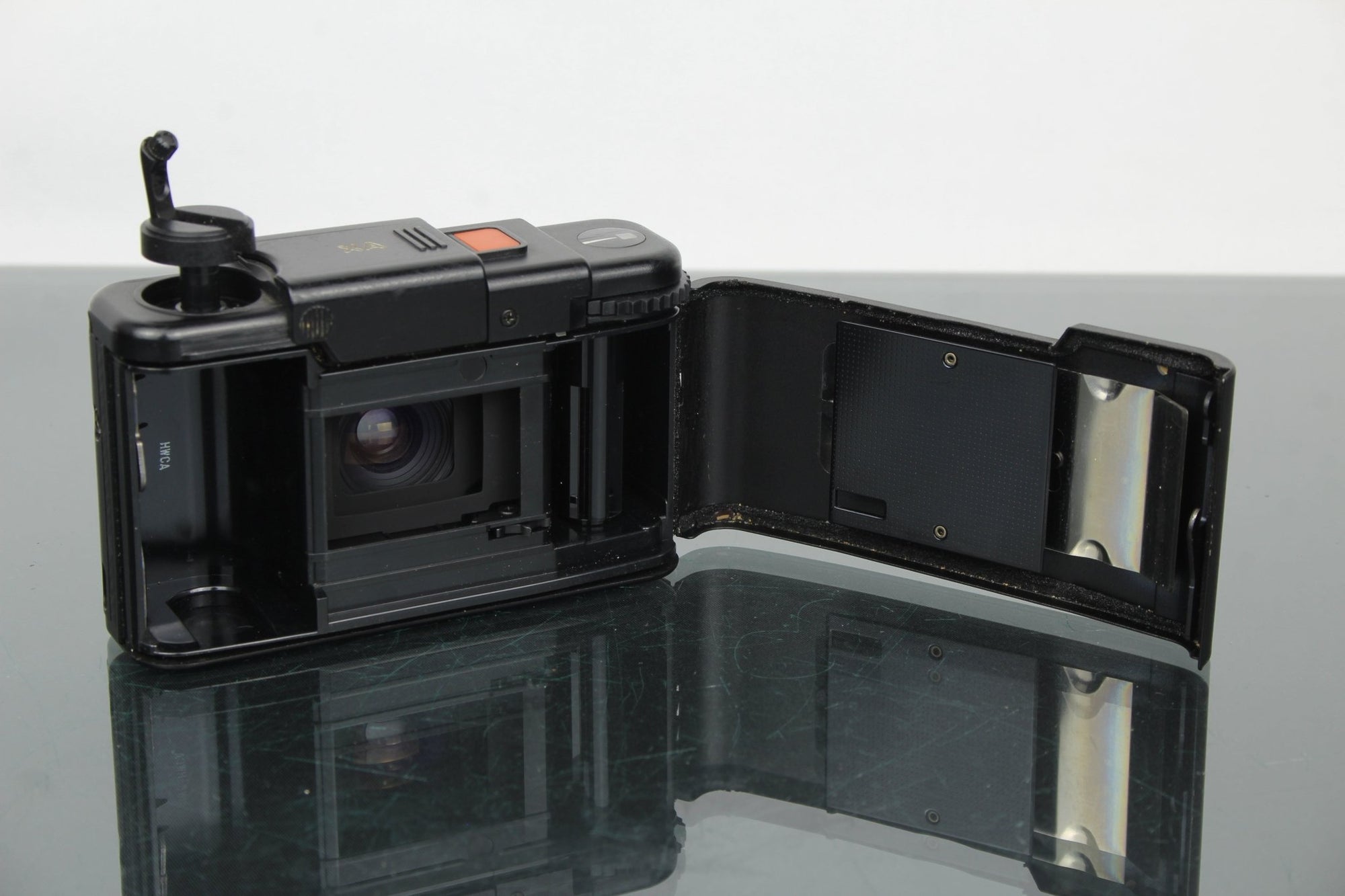 Olympus XA - Dutch|Thrift