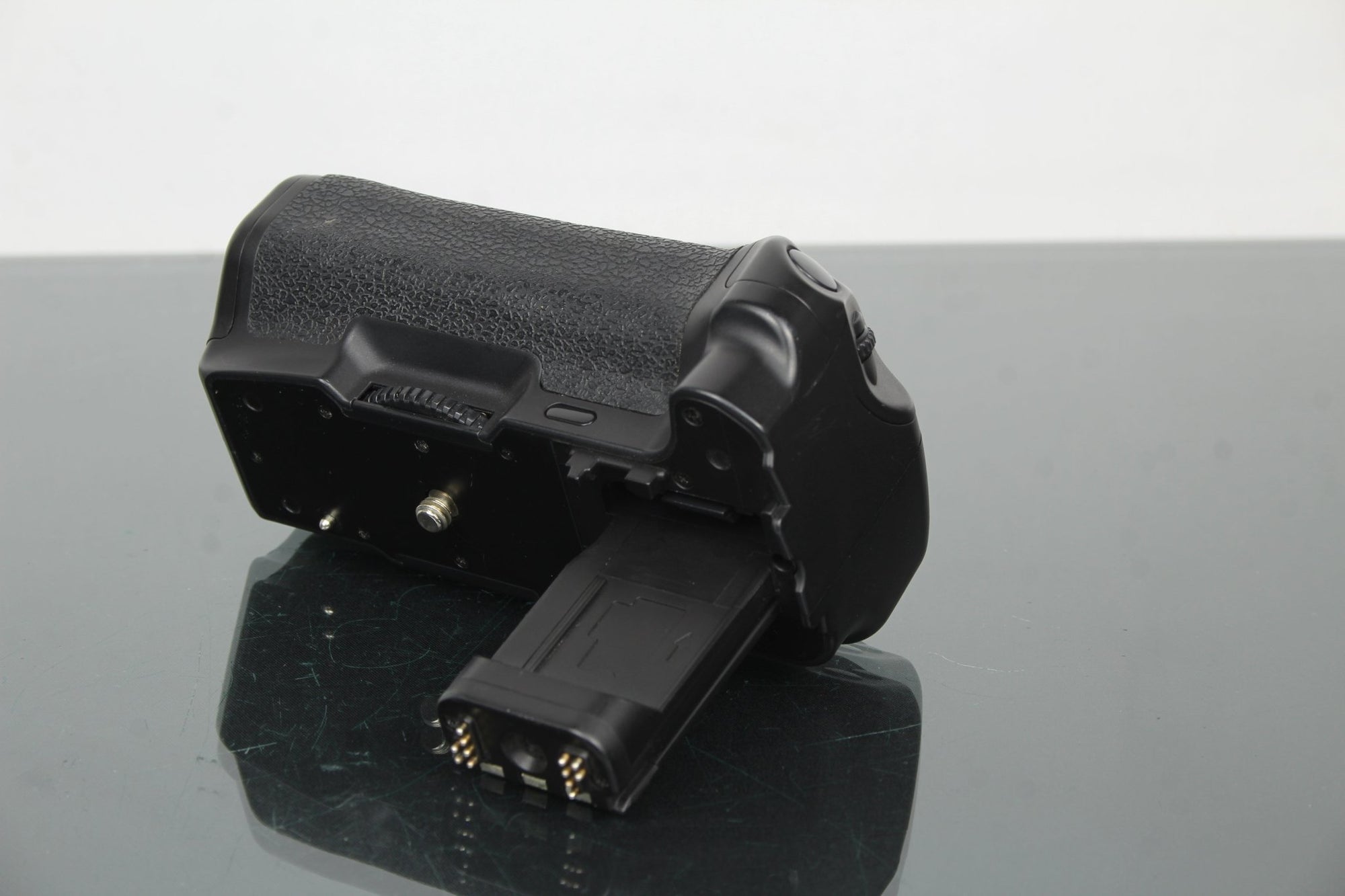 Opteka BGRXT Grip For Canon Rebel XT - Dutch|Thrift