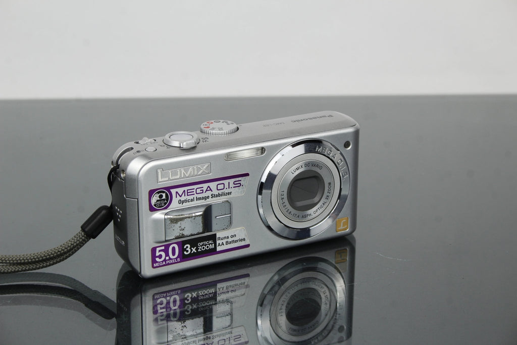 Panasonic Lumix DMC - LS2 - Dutch|Thrift
