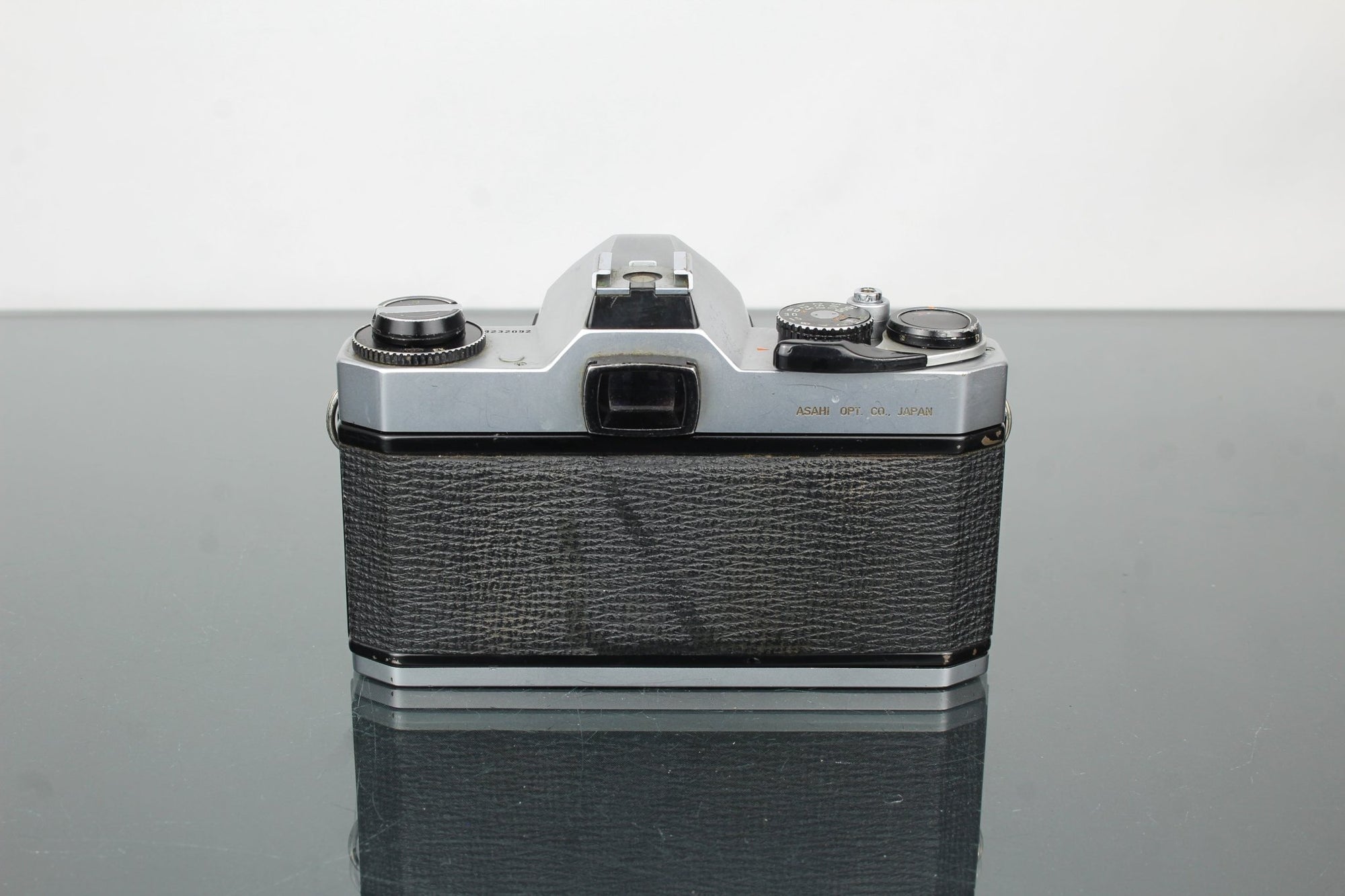 Pentax KM + Tamron 90mm 1:2.5 lens - Dutch|Thrift