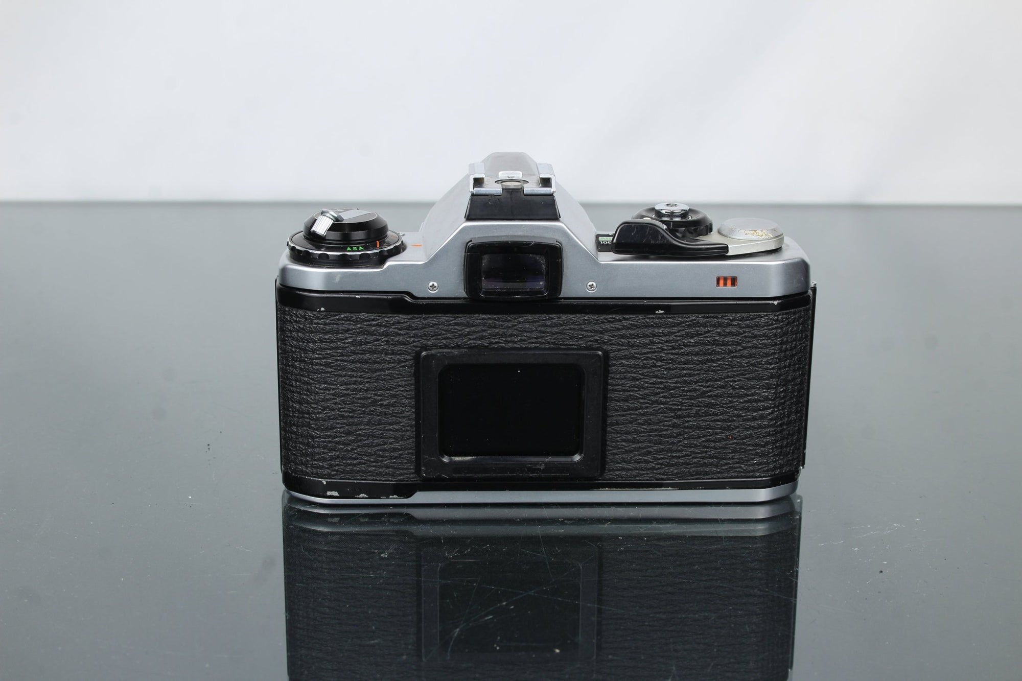 Pentax ME - Dutch|Thrift