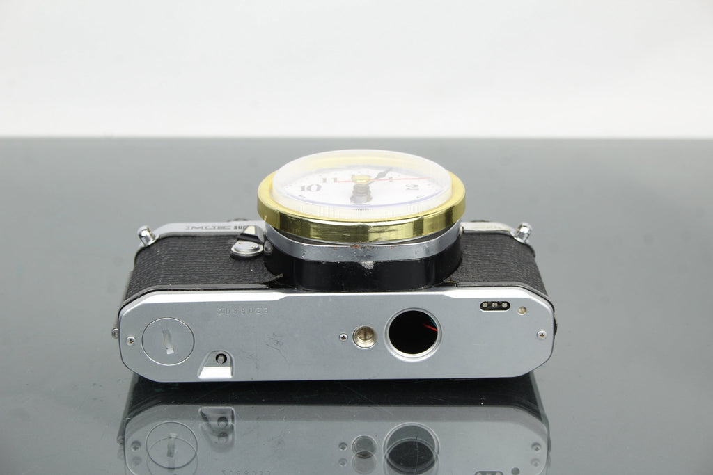 Pentax ME super Custom made Clock - Dutch|Thrift