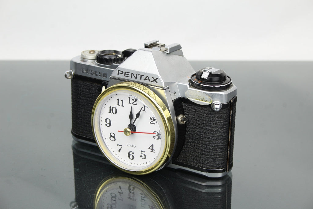 Pentax ME super Custom made Clock - Dutch|Thrift
