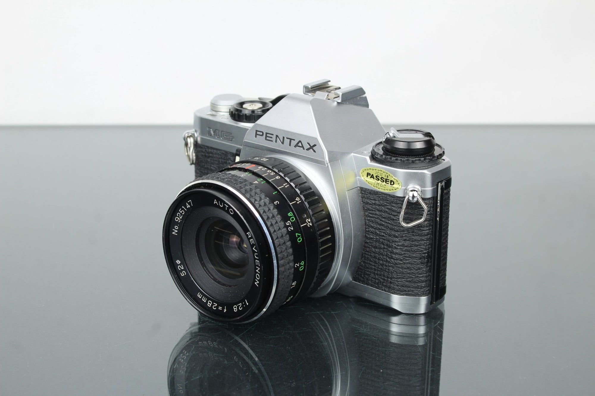 Pentax MG + Revuenon 1:2.8 28mm lens - Dutch|Thrift