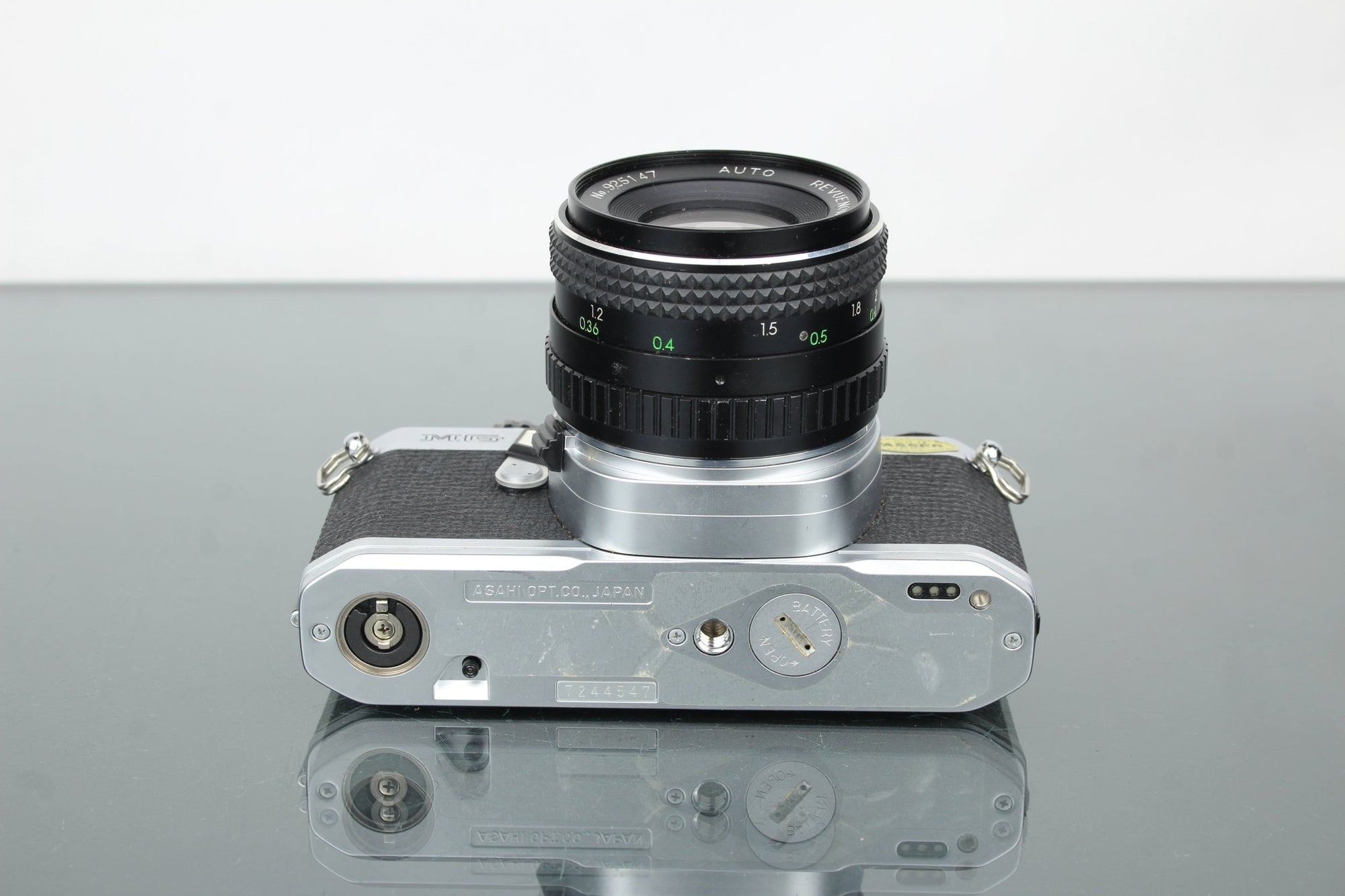 Pentax MG + Revuenon 1:2.8 28mm lens - Dutch|Thrift