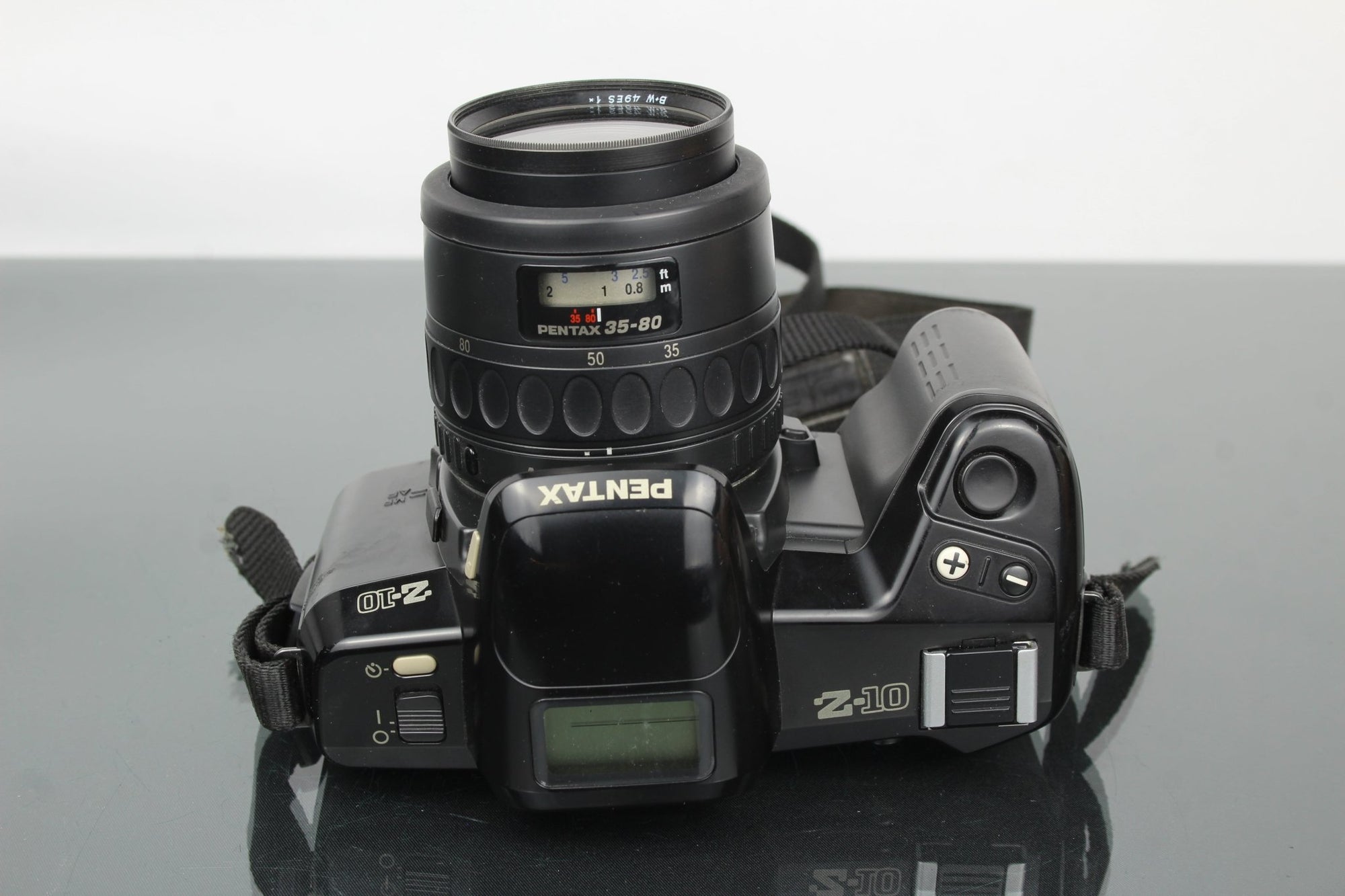 Pentax Z - 10 + 1:4 - 5.6 35 - 80mm lens - Dutch|Thrift