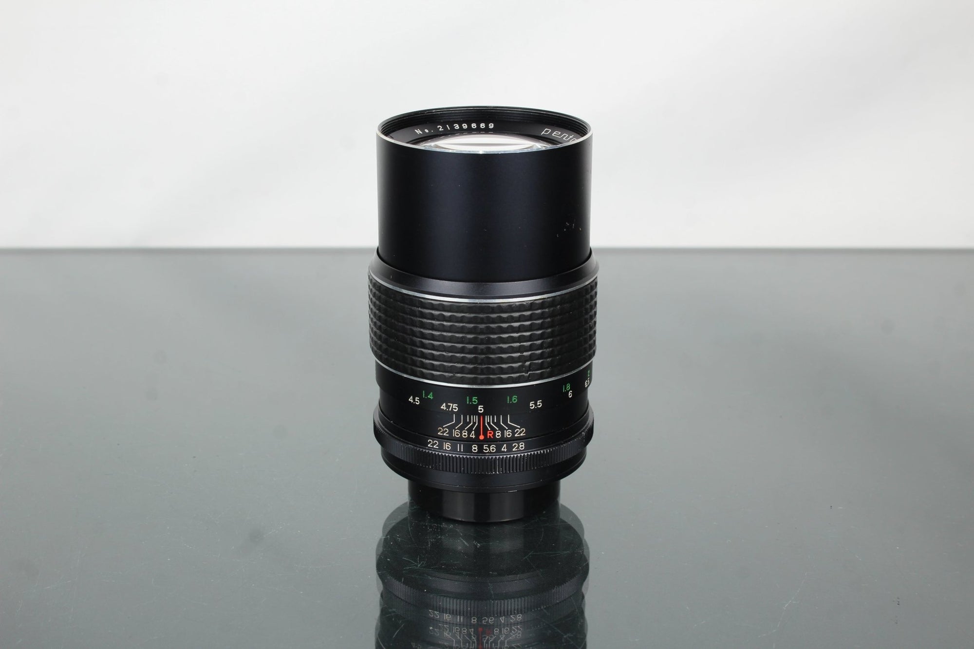 Pentor 135mm 1:2.8 M42 mount - Dutch|Thrift