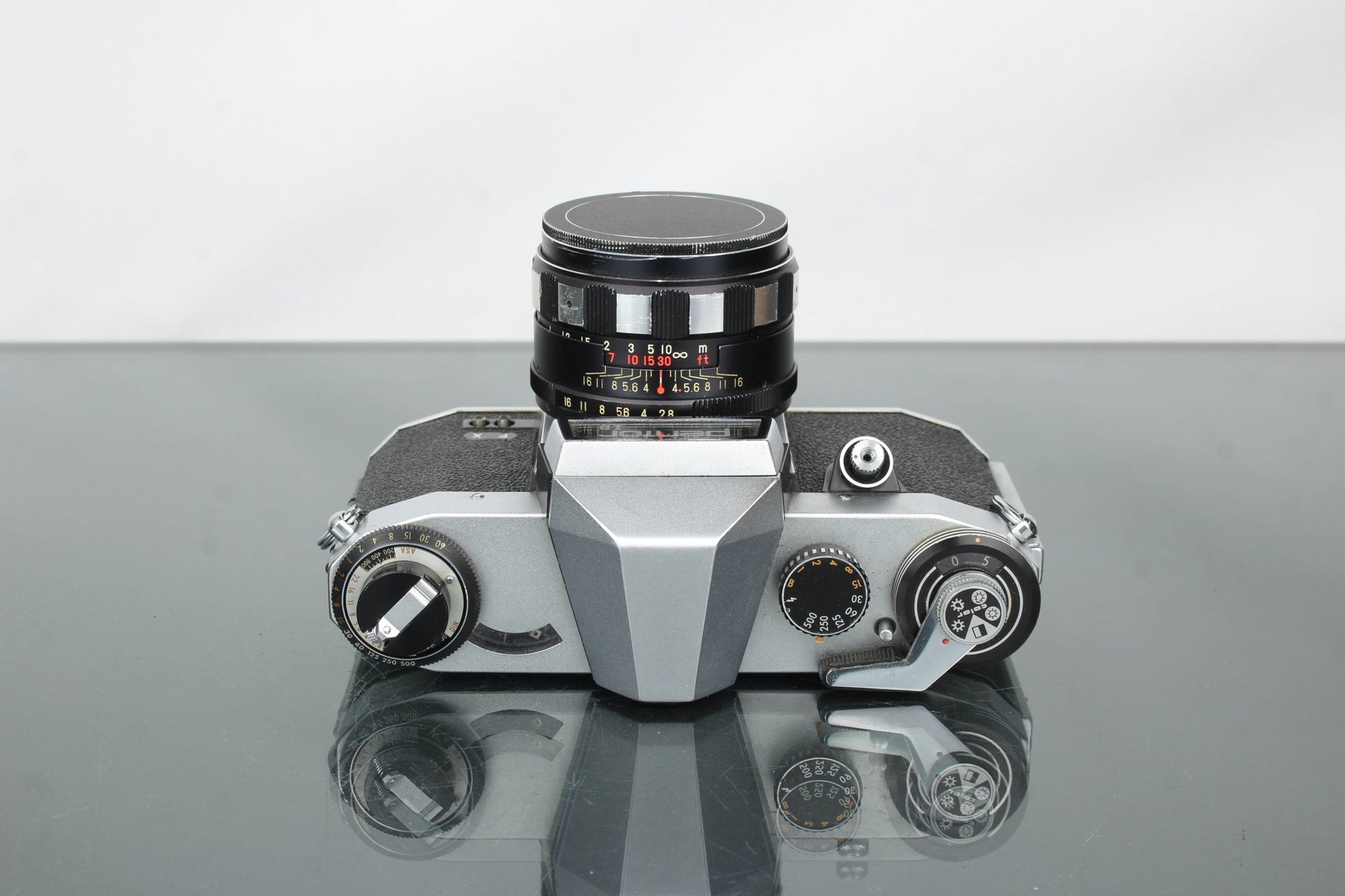 Pentor IB + Pentacolor 1:2.8 50mm - Dutch|Thrift