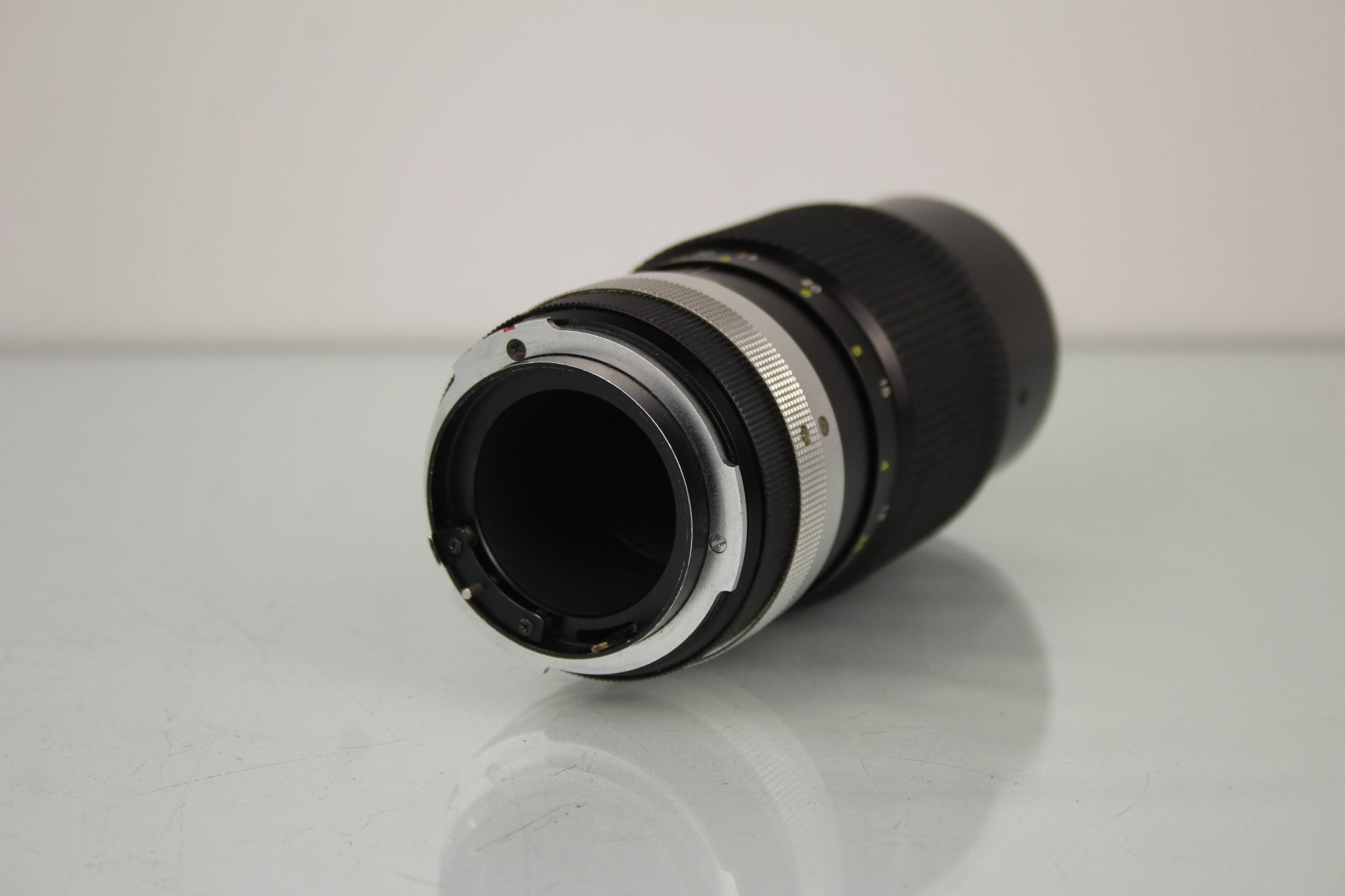 Petri 1:3.8 135mm (Petri Mount) - Dutch|Thrift