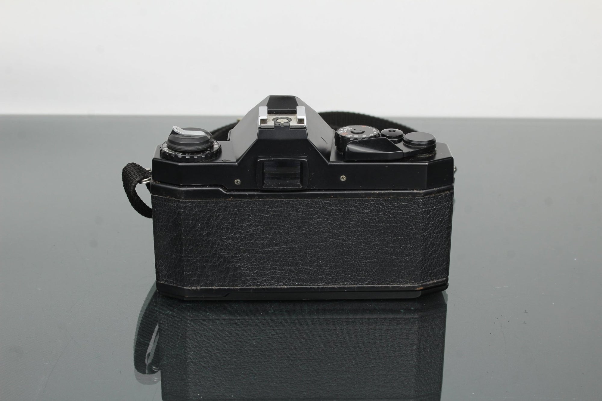 Petri GX - 1 + 50mm 1:2 lens - Dutch|Thrift