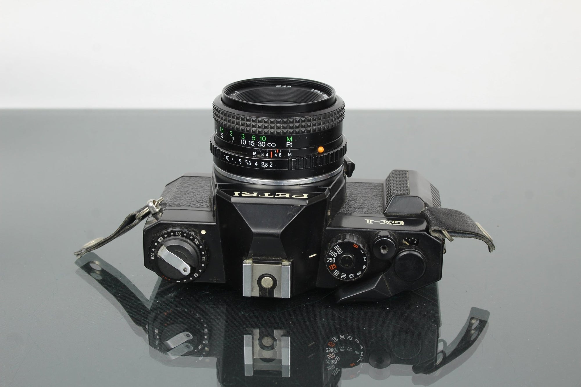 Petri GX - 1 + Petri 50mm 1:2 - Dutch|Thrift