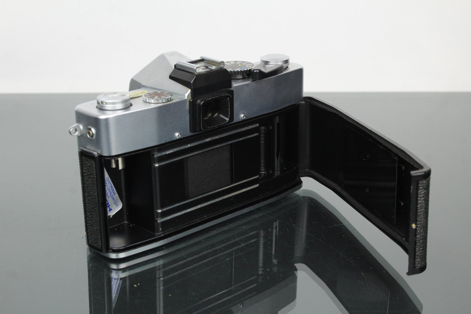 Petri TTL + 55mm 1.8 Petri lens - Dutch|Thrift