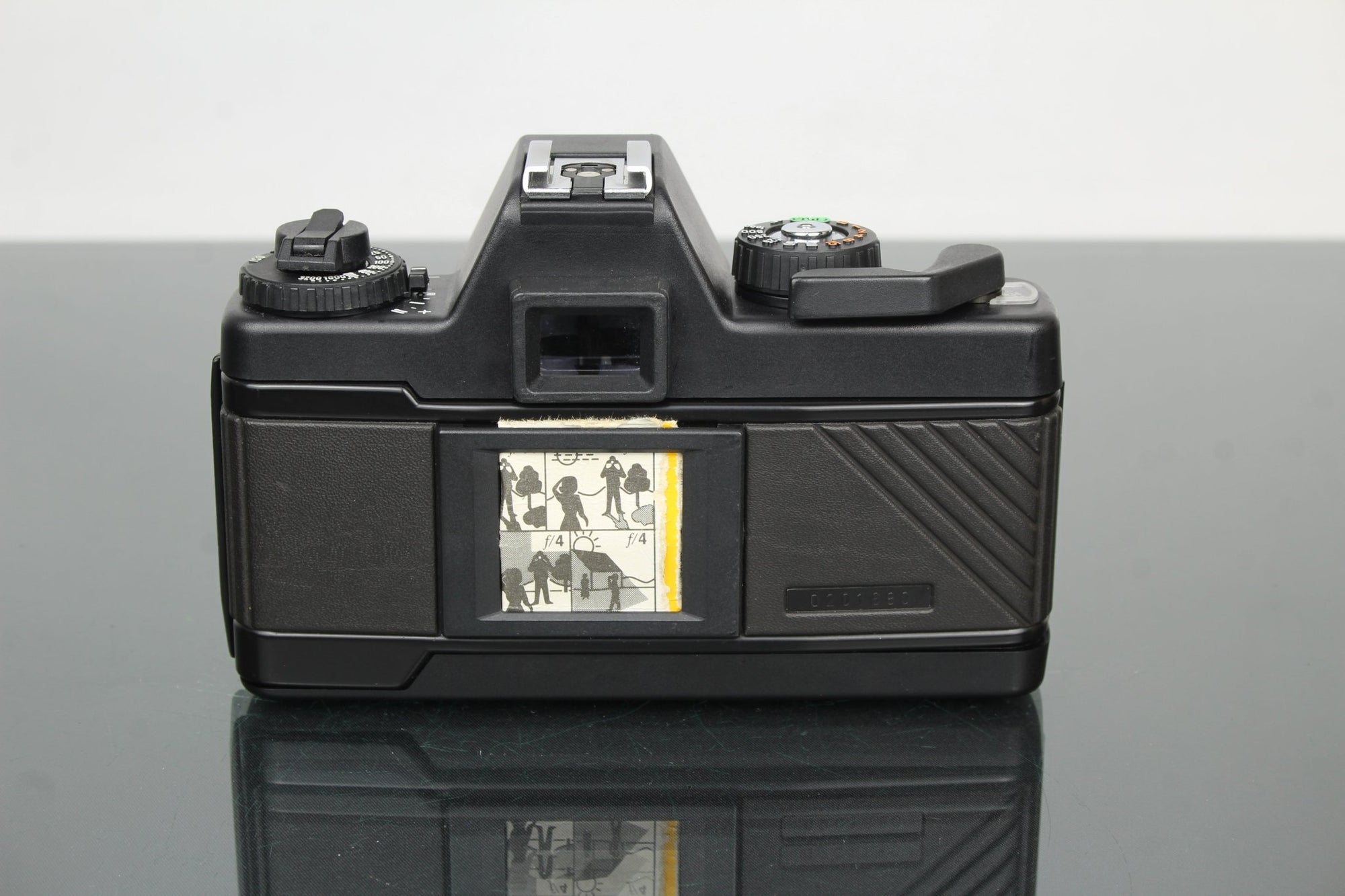 Practica BX20 + Pentacon Praktica 50mm 1.8 lens - Dutch|Thrift