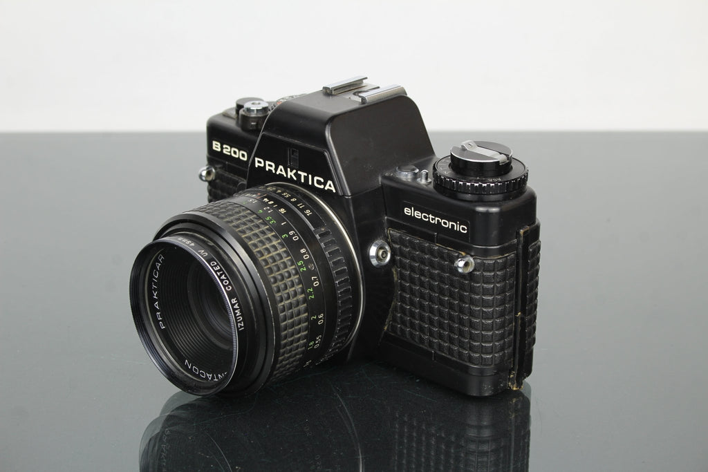 Praktica B200 electronic + Prakticar 50mm 1.8 lens - Dutch|Thrift