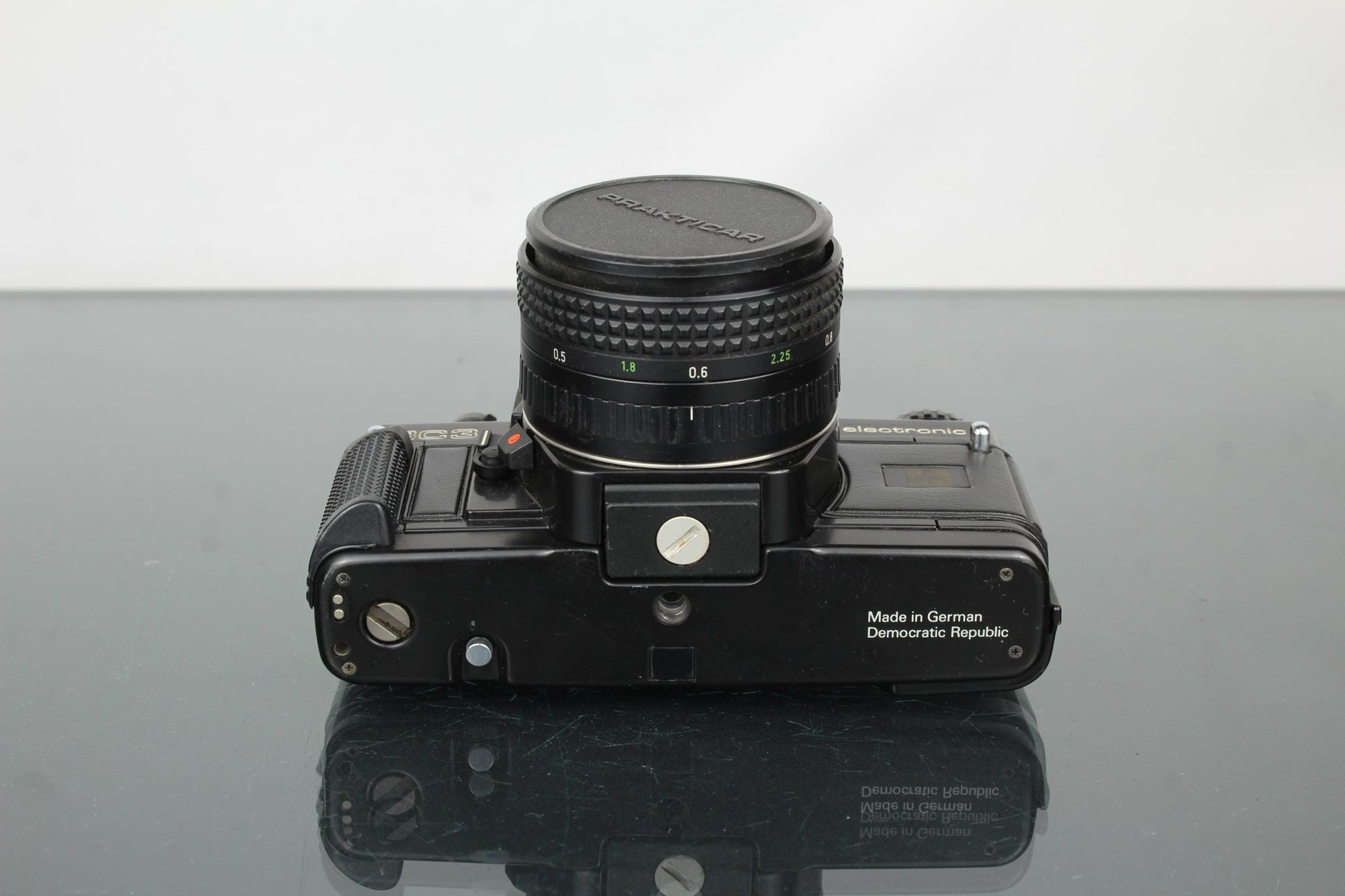 Praktica BC3 + Prakticar 1:1.8 50mm lens - Dutch|Thrift