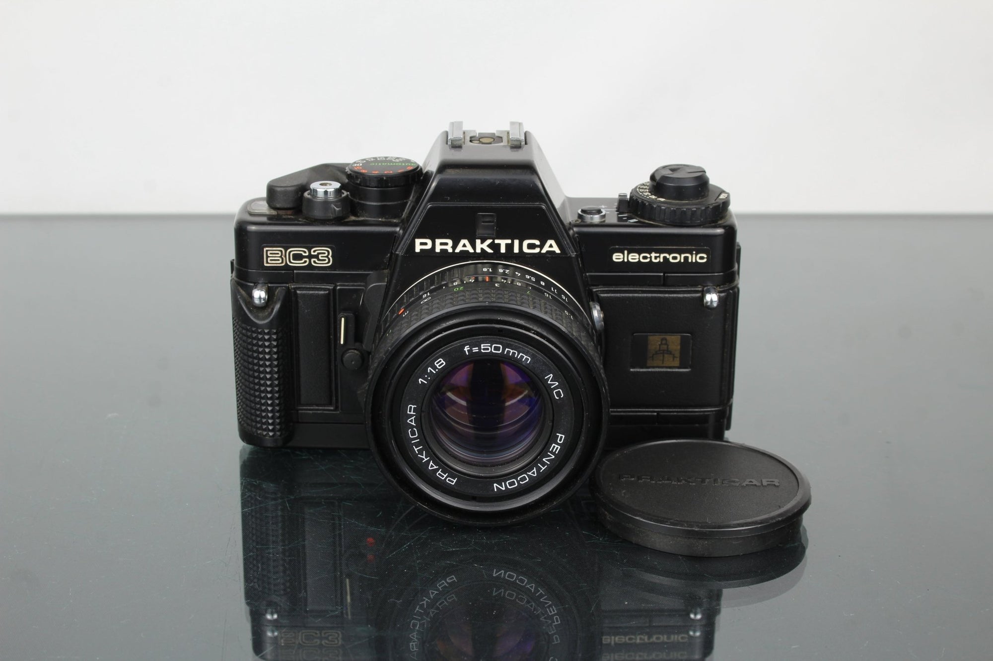 Praktica BC3 + Prakticar 1:1.8 50mm lens - Dutch|Thrift