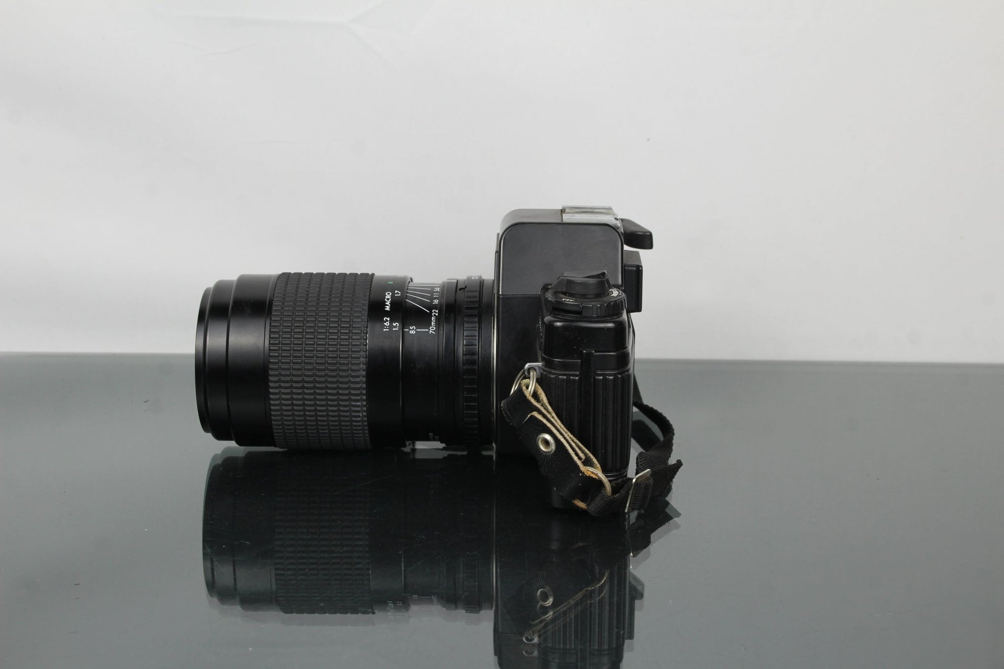 Praktica BCA + MC Pentacon Practicar PB 4 - 5.6 / 70 - 210 mm - Dutch|Thrift