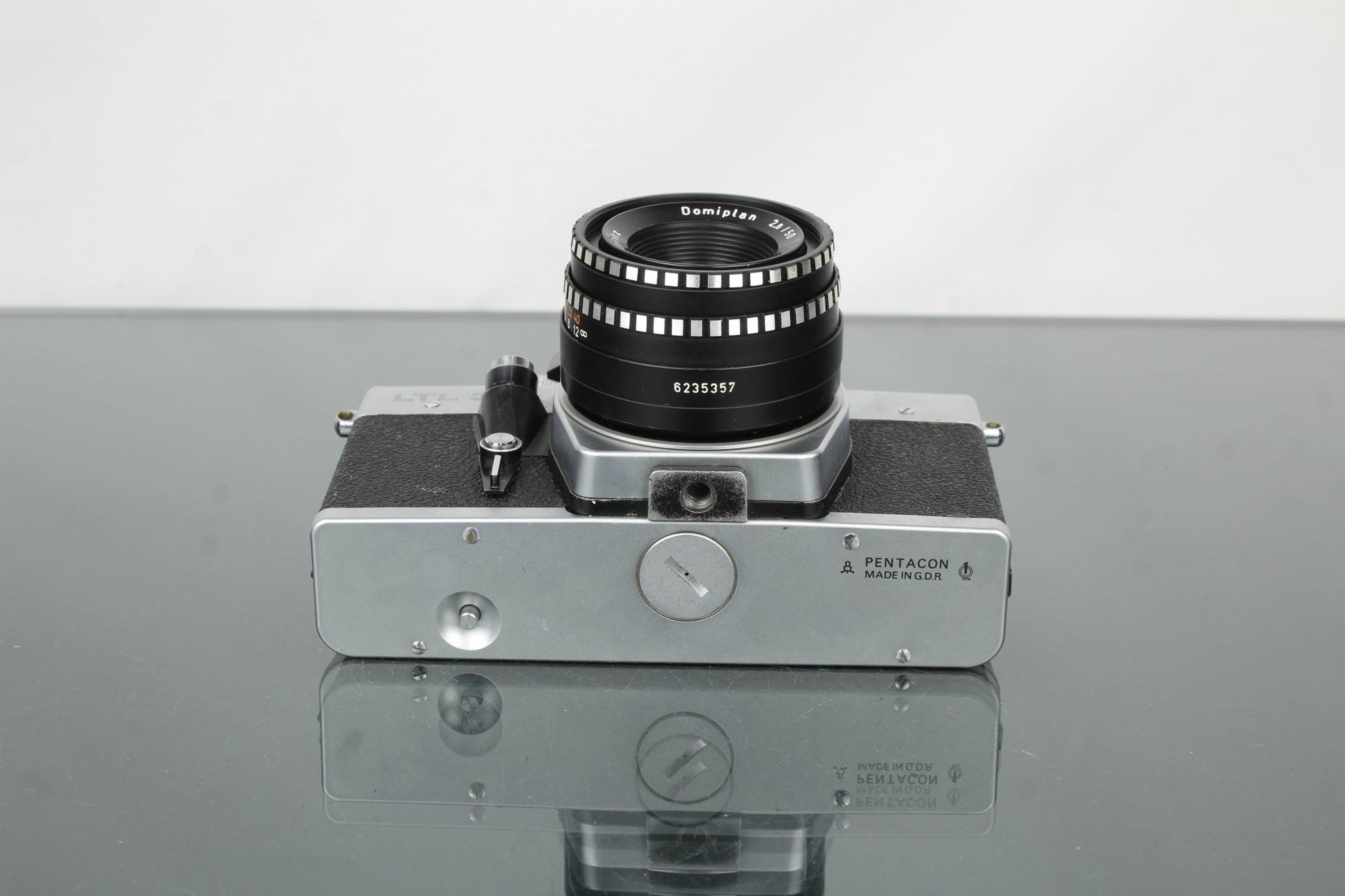 Praktica LTL 3 + Domiplan 2.8/50mm M42 lens - Dutch|Thrift