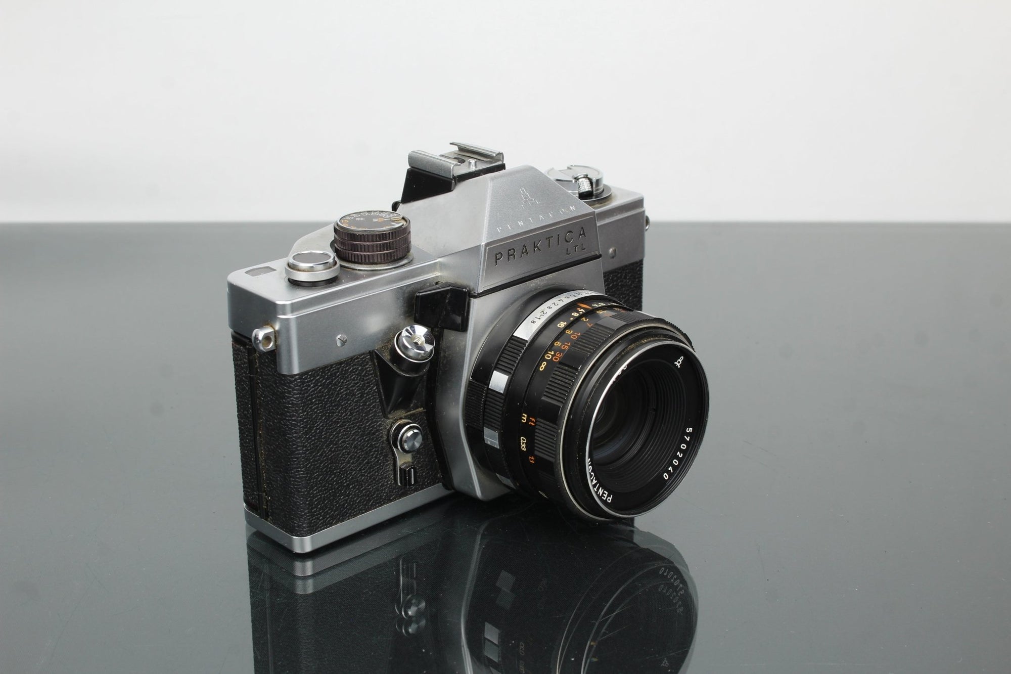 Praktica LTL + Pentacon 1.8/50 Lens - Dutch|Thrift