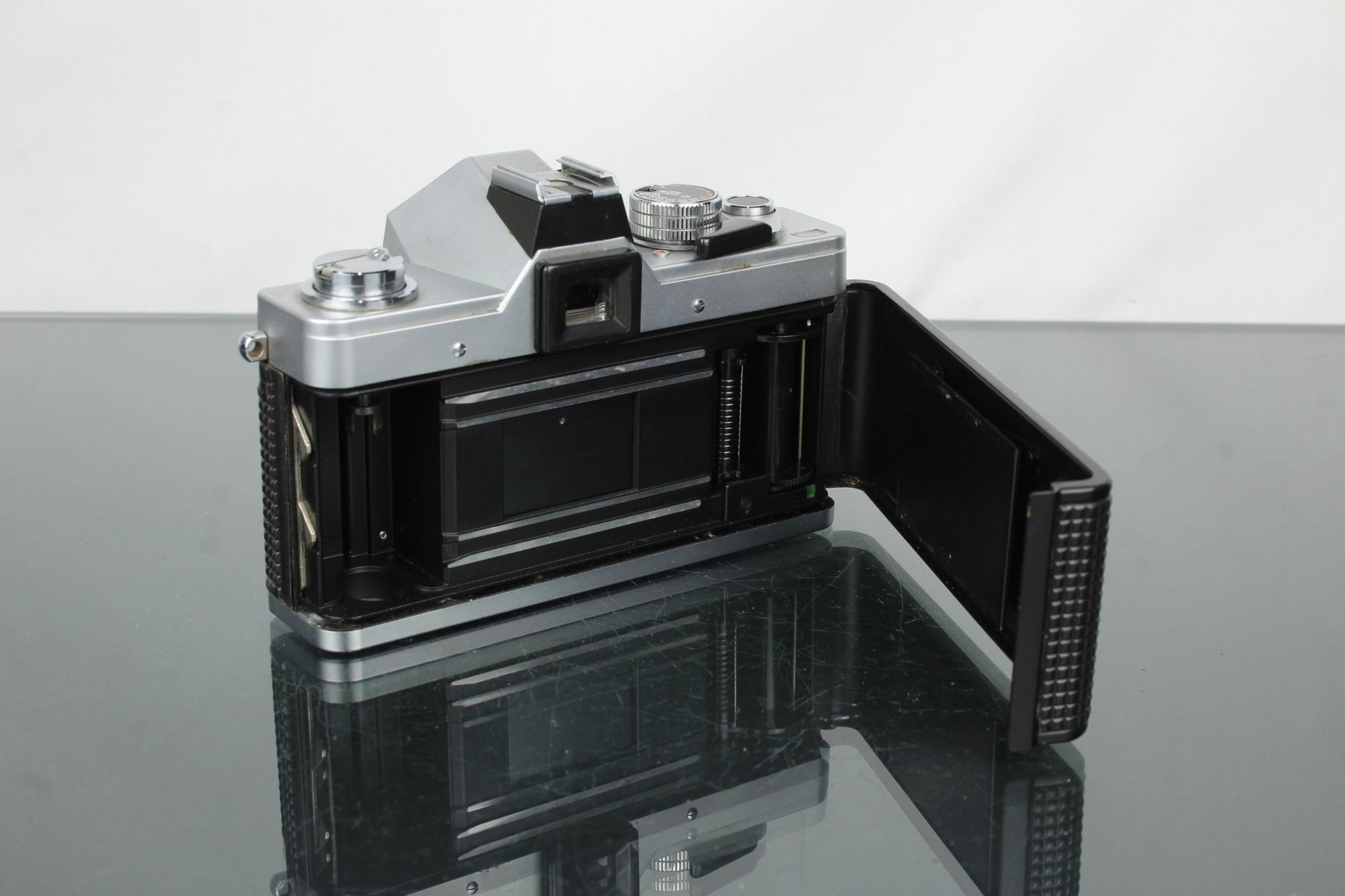 Praktica MTL3 - Dutch|Thrift