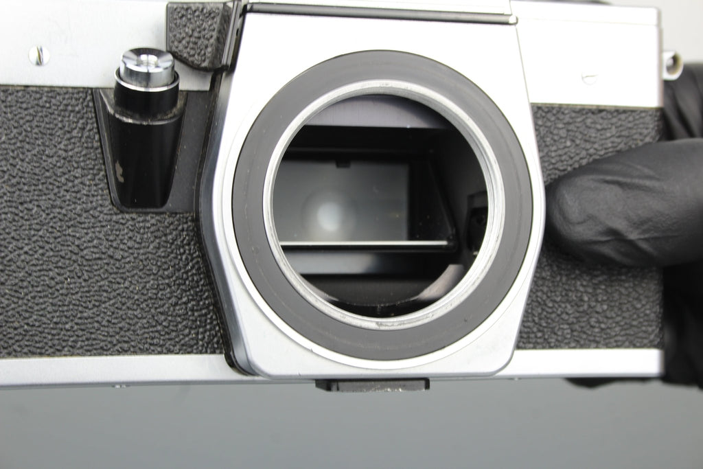 Praktica super TL2 + Pentacon electric 50mm 1.8 M42 lens - Dutch|Thrift