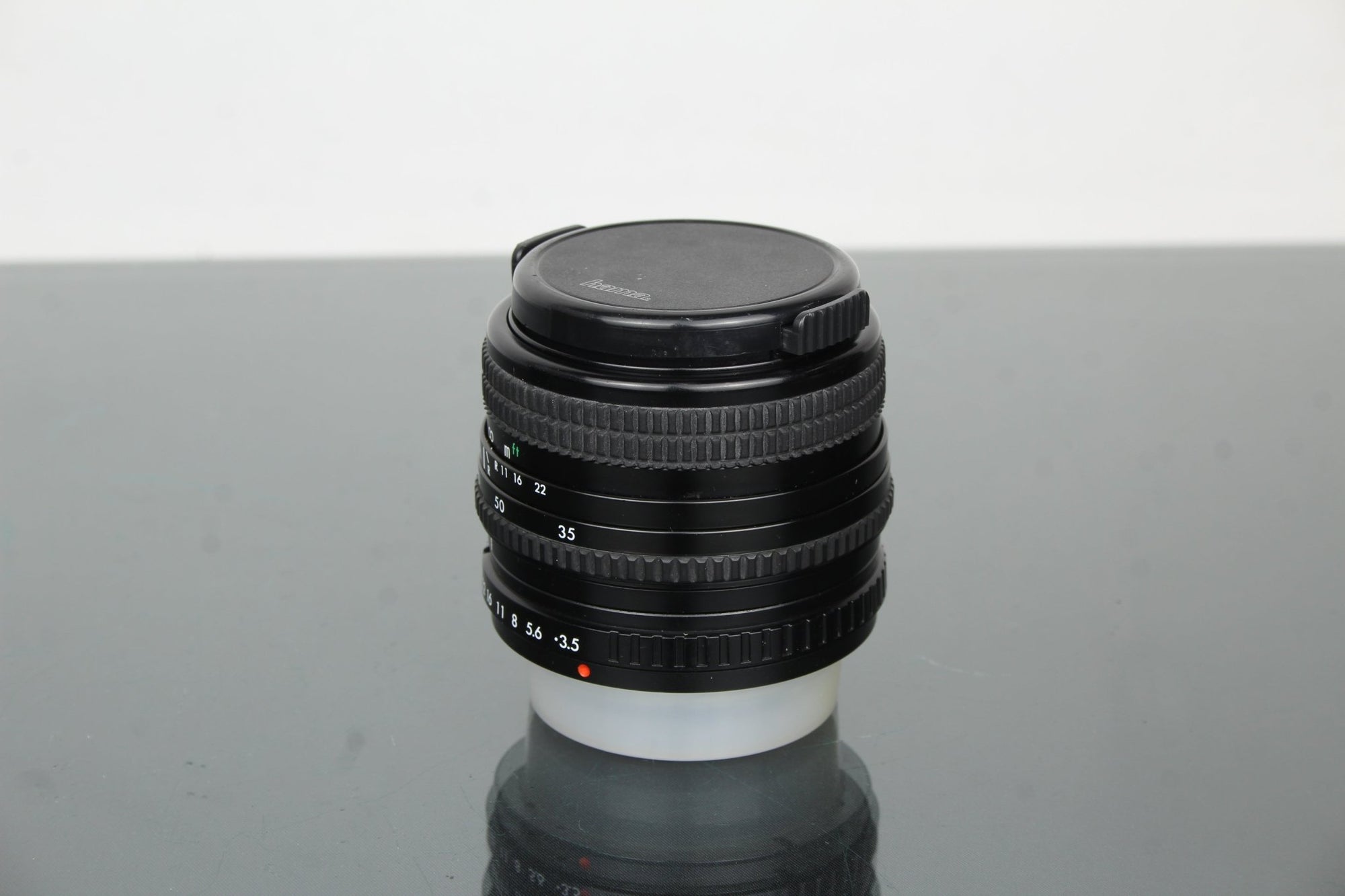 Prakticar PB 3.5 - 4.5 / 35 - 70 MC Pentacon Mount - Dutch|Thrift