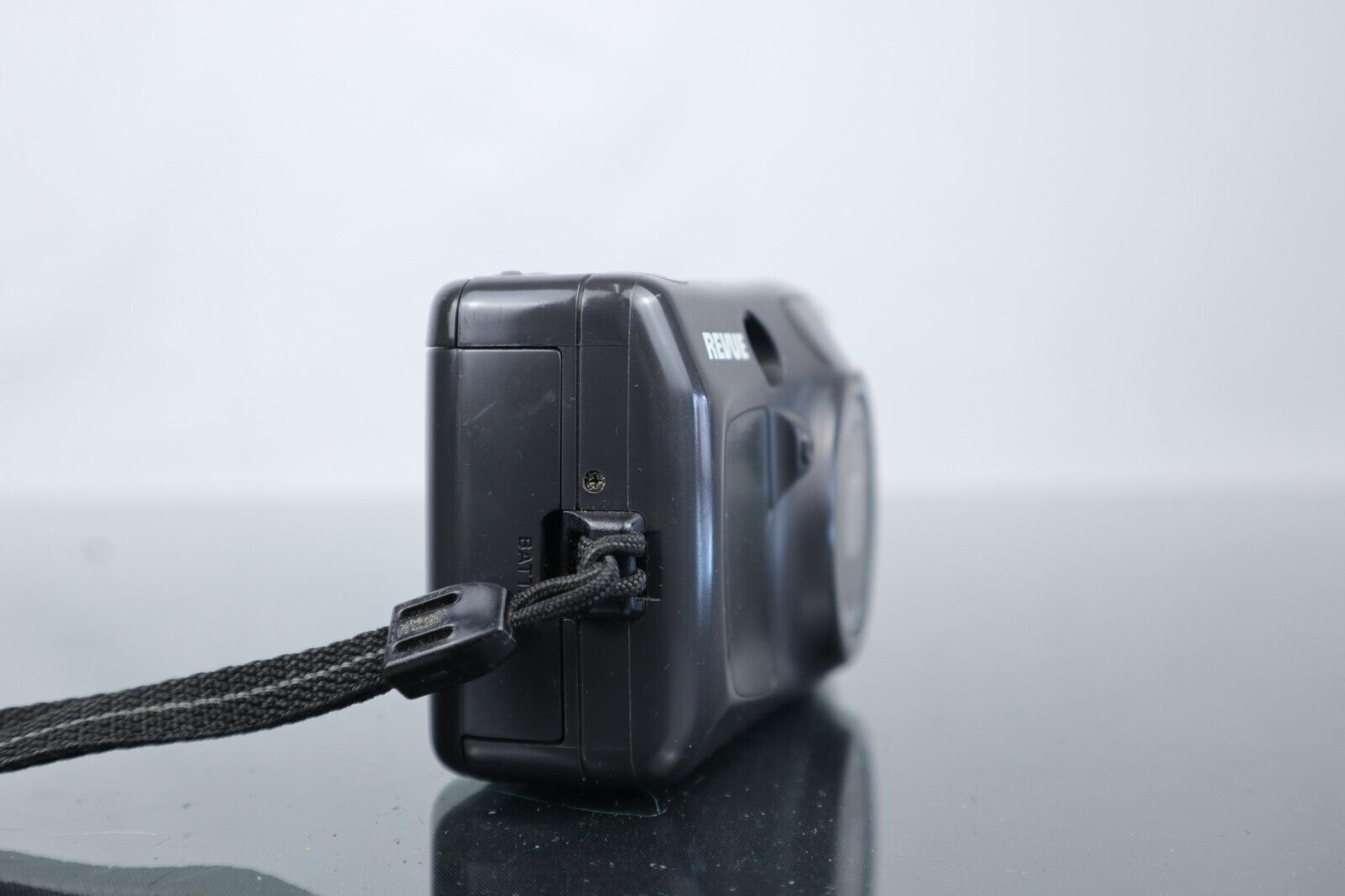 📷 Revue 600AF | 35mm Point & Shoot Film Camera | Black - Dutch|Thrift