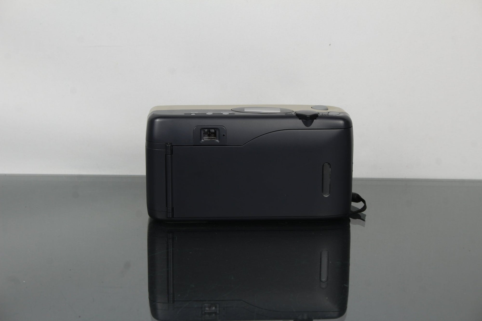 Revue 720 AF Zoom - Dutch|Thrift