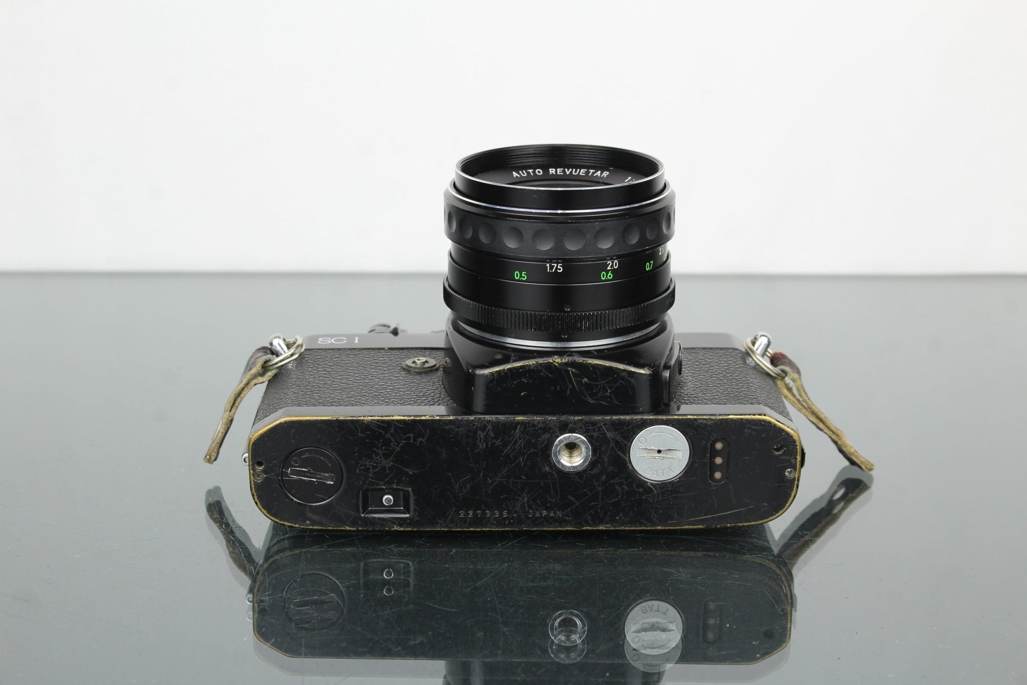 Revueflex SC - 1 + auto reveutar 1:2.8 f=50mm - Dutch|Thrift