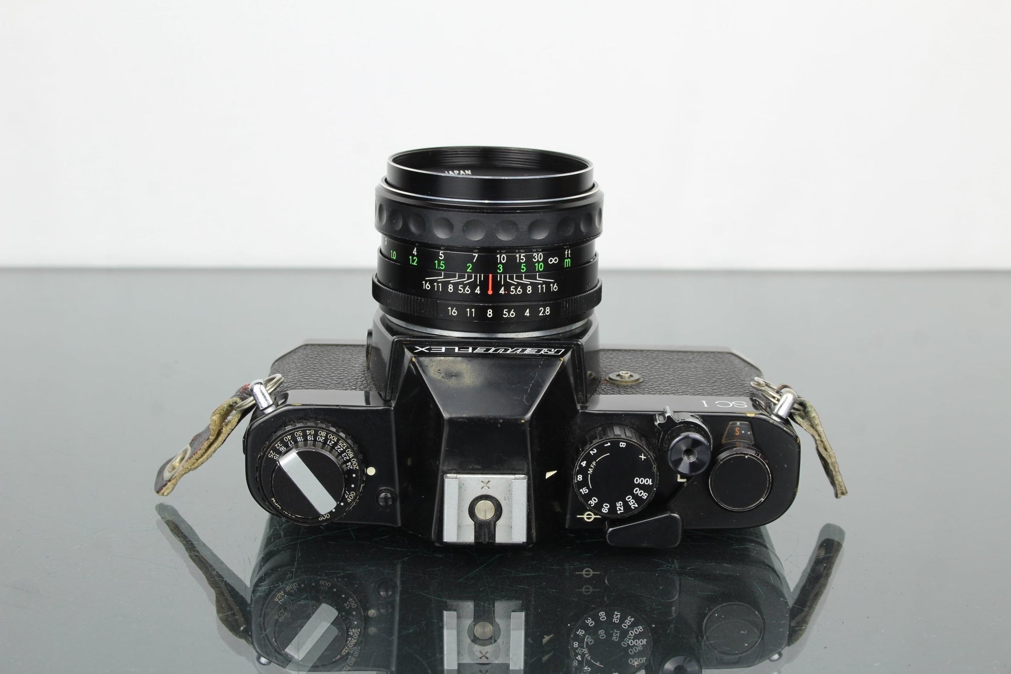 Revueflex SC - 1 + auto reveutar 1:2.8 f=50mm - Dutch|Thrift