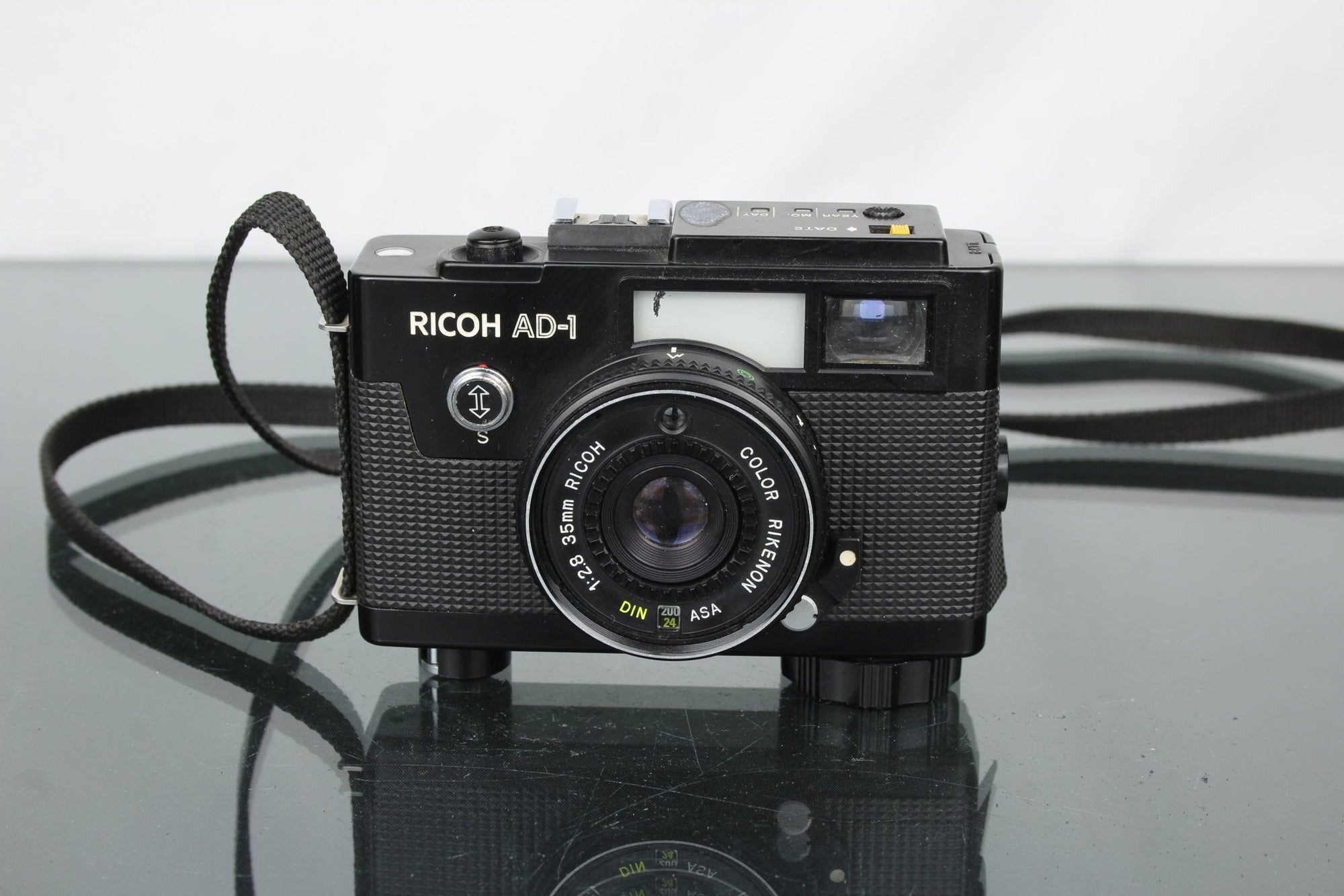 Ricoh AD - 1 - Dutch|Thrift