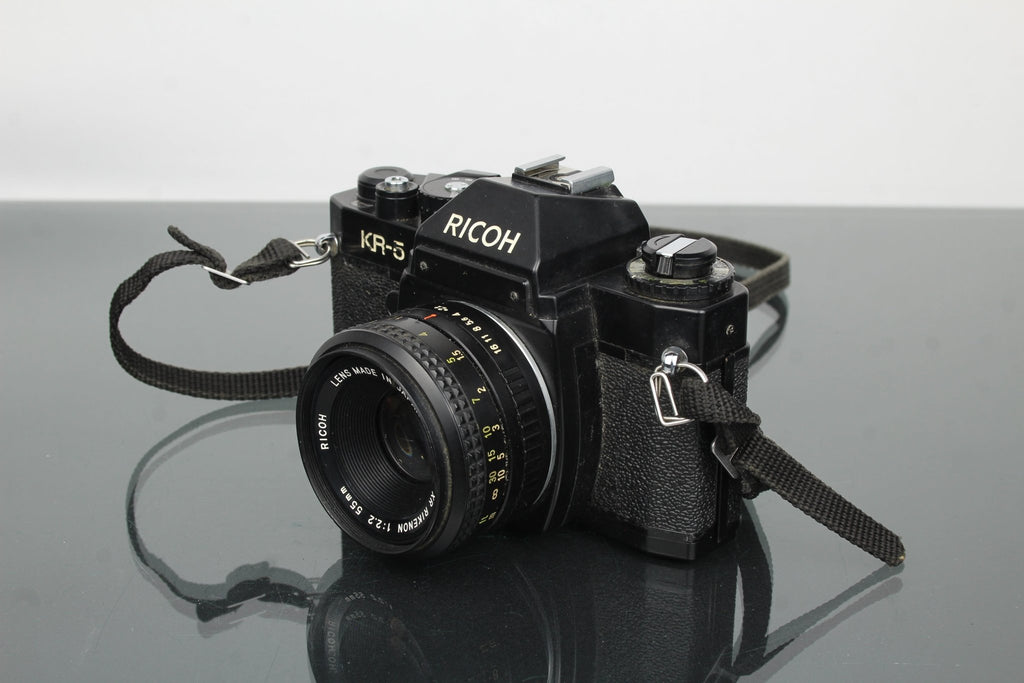 Ricoh KR - 5 + Rikenon 55mm 1:2.2 lens - Dutch|Thrift