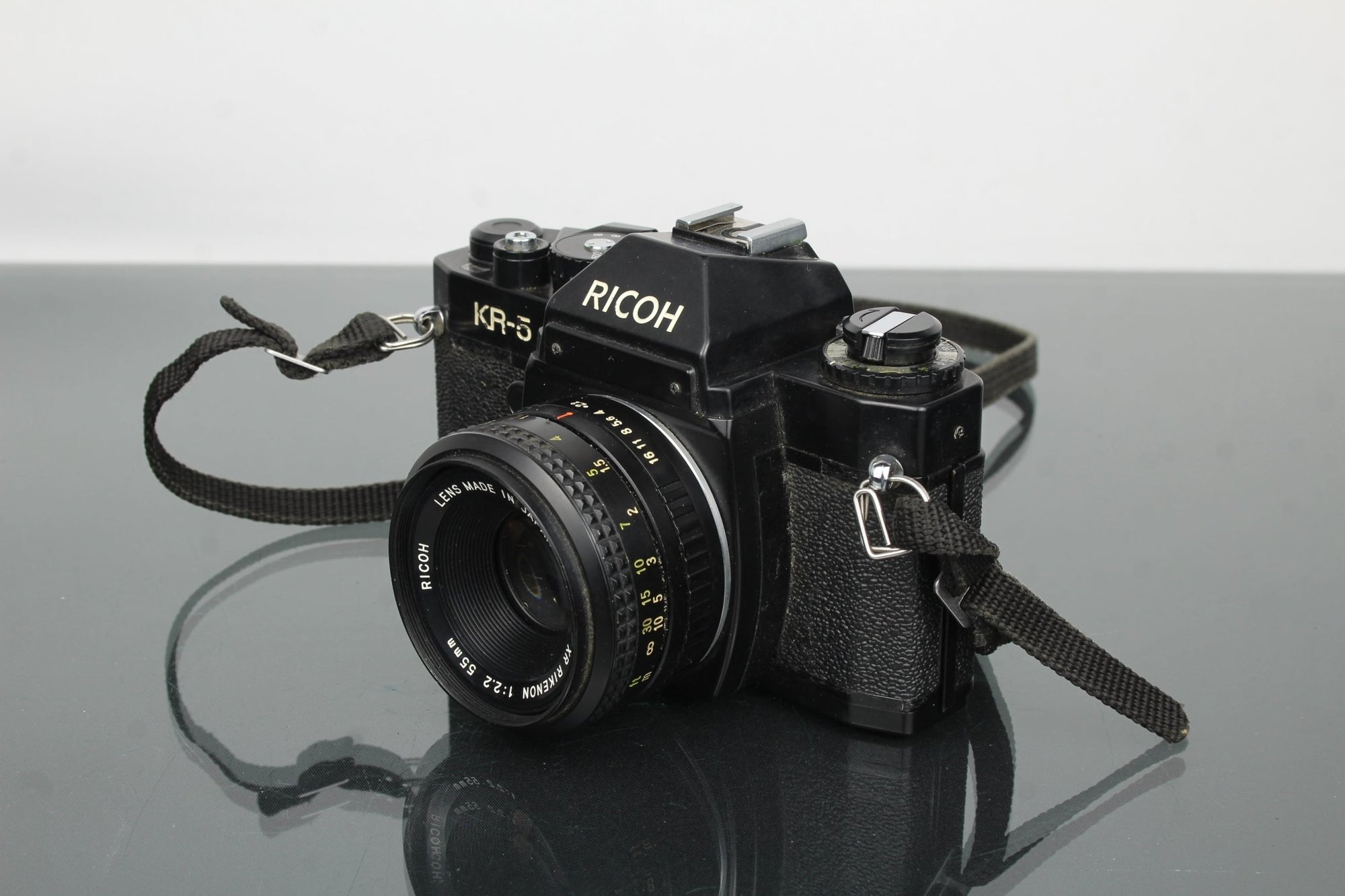 Ricoh KR - 5 + Rikenon 55mm 1:2.2 lens - Dutch|Thrift