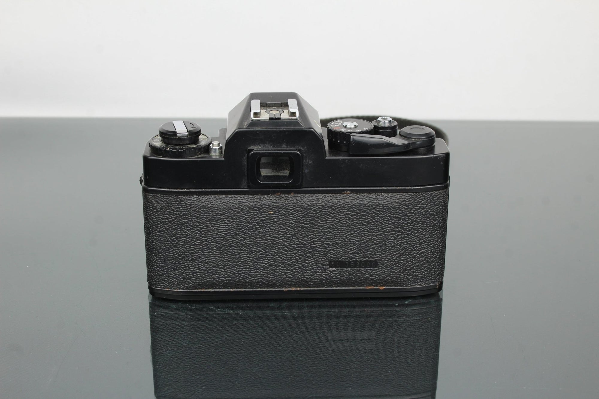 Ricoh KR - 5 + Rikenon 55mm 1:2.2 lens - Dutch|Thrift