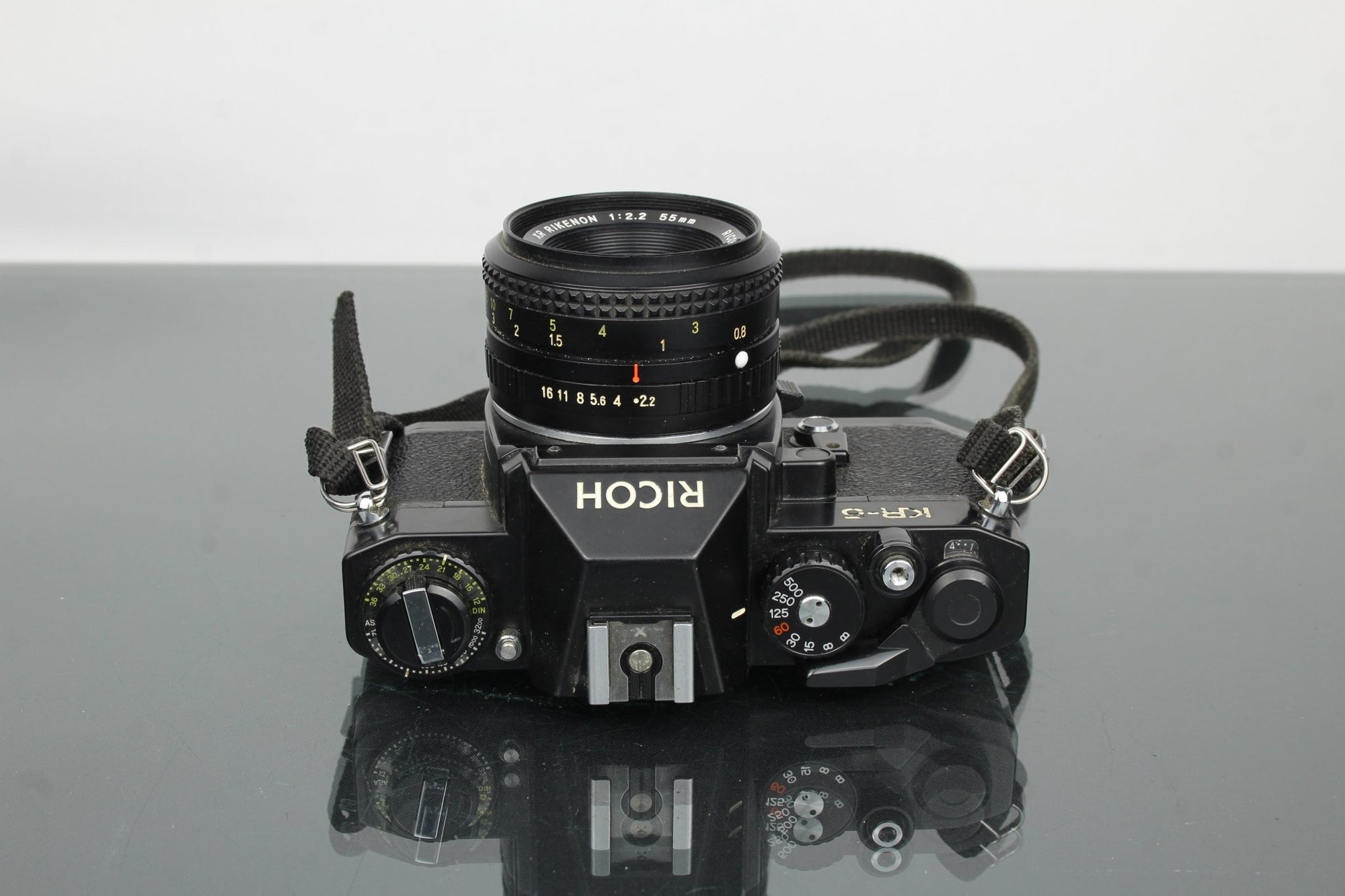Ricoh KR - 5 + Rikenon 55mm 1:2.2 lens - Dutch|Thrift