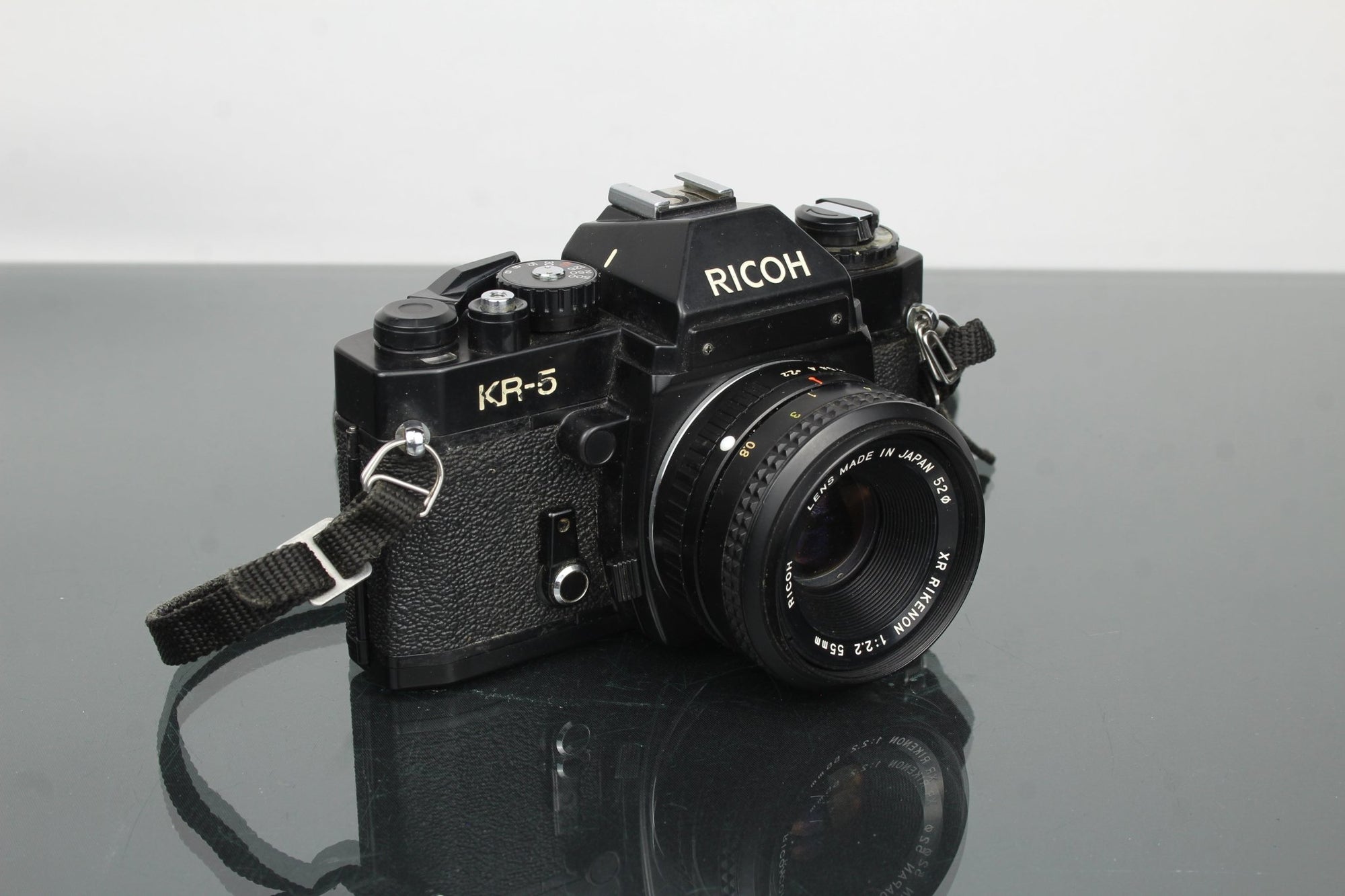 Ricoh KR - 5 + Rikenon 55mm 1:2.2 lens - Dutch|Thrift