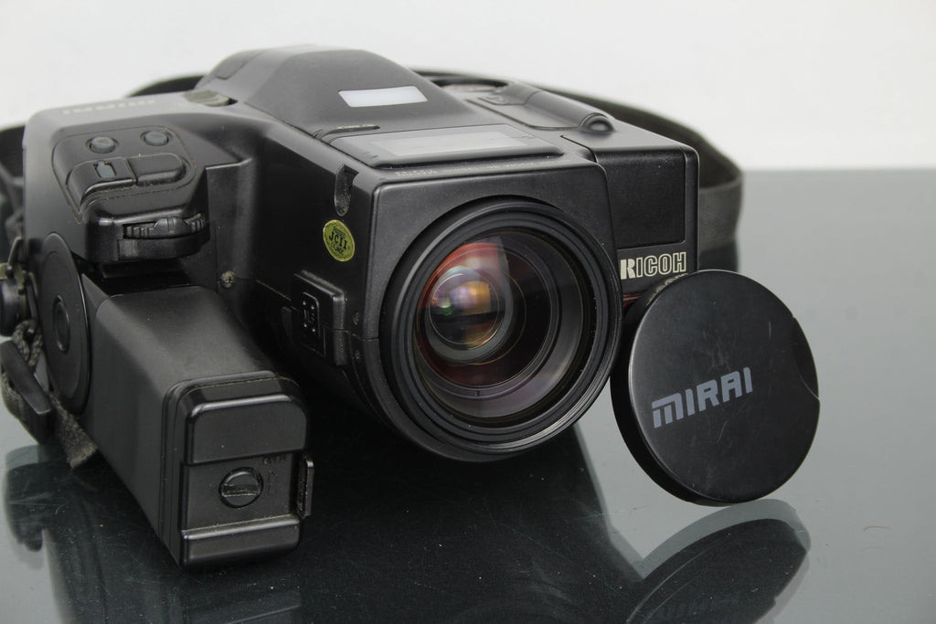 Ricoh Mirai Zoom 35 - 135mm + Ricoh Flash - Dutch|Thrift
