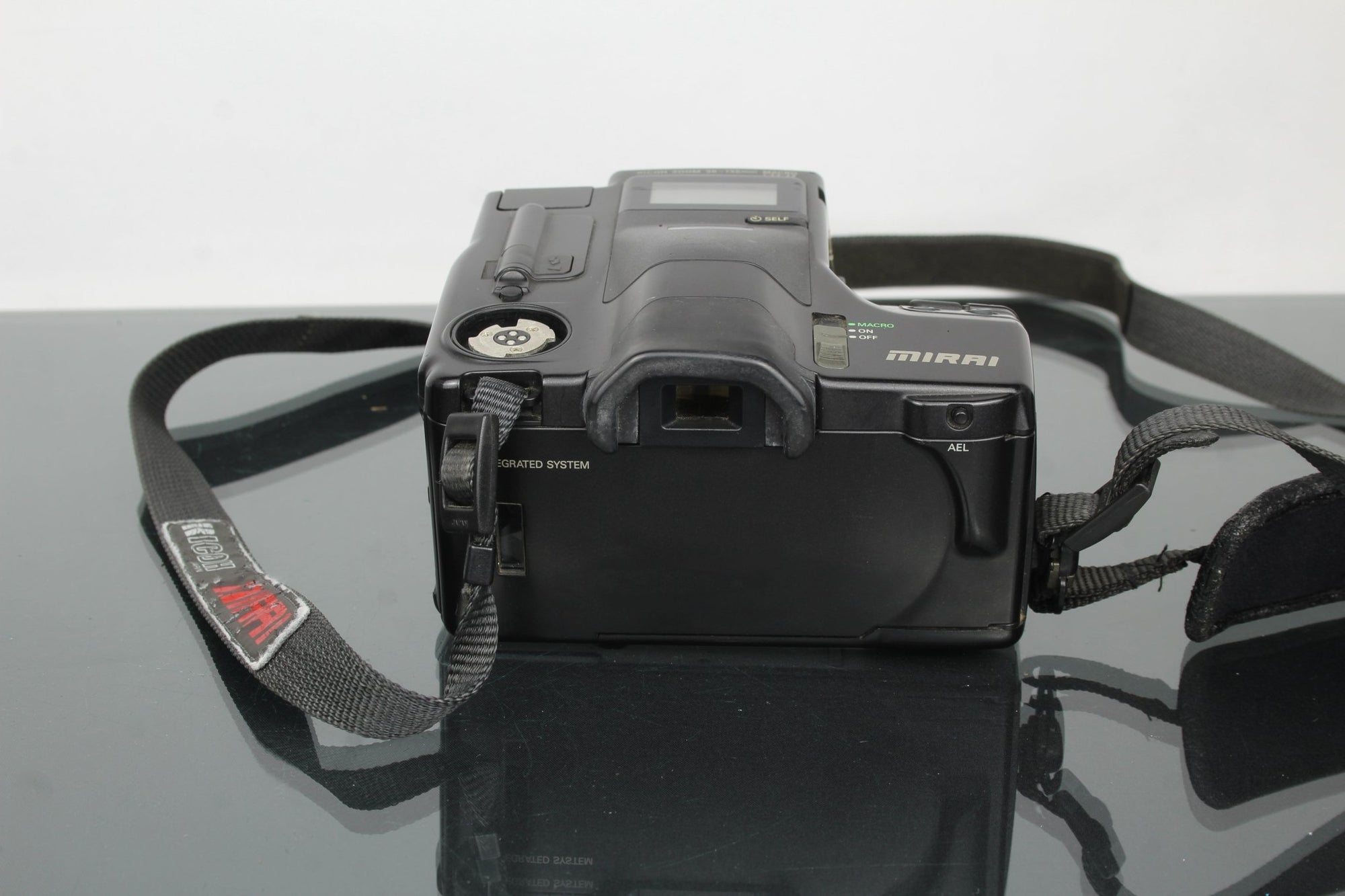 Ricoh Mirai Zoom 35 - 135mm + Ricoh Flash - Dutch|Thrift