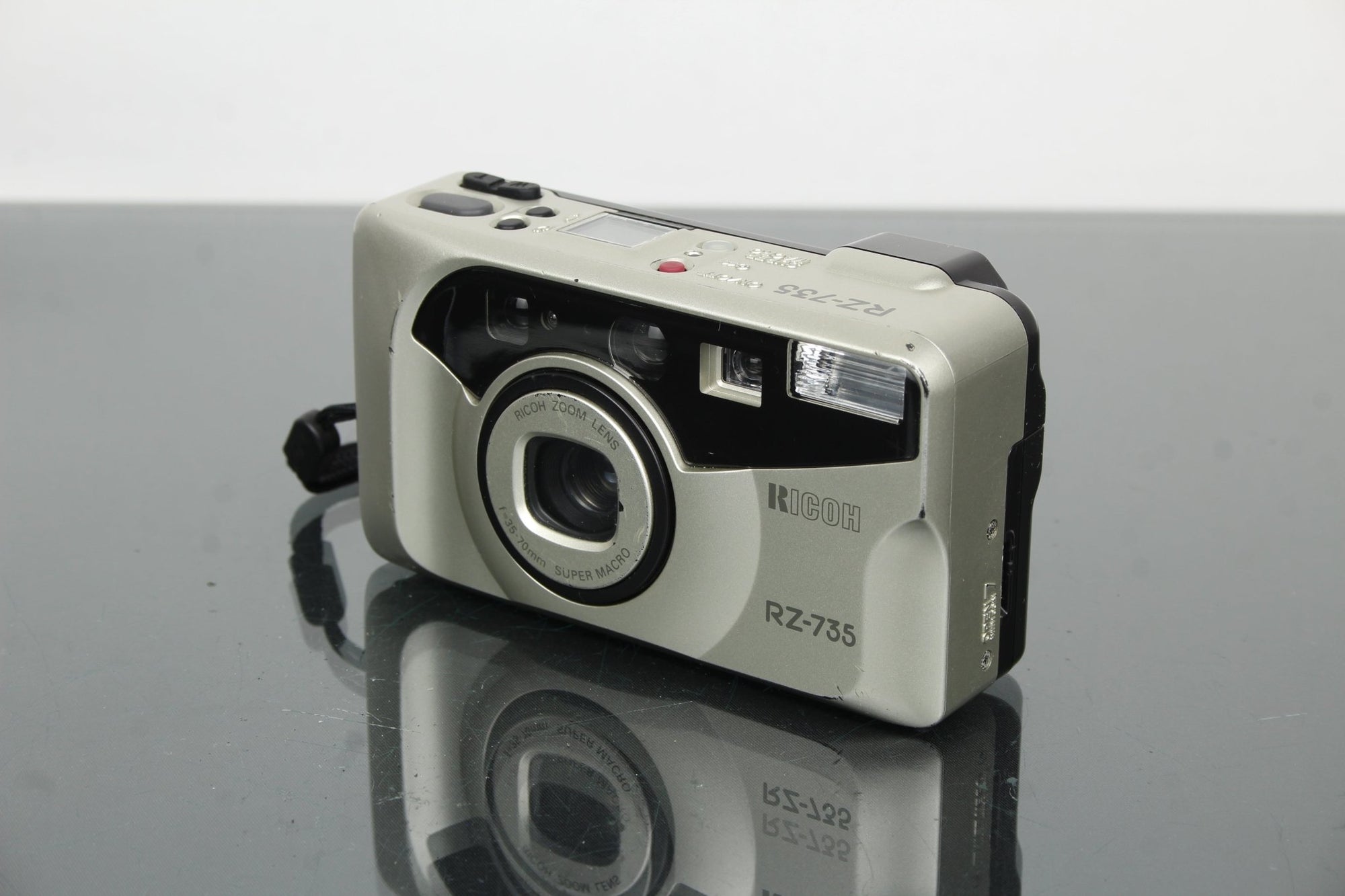 Ricoh RZ - 735 - Dutch|Thrift
