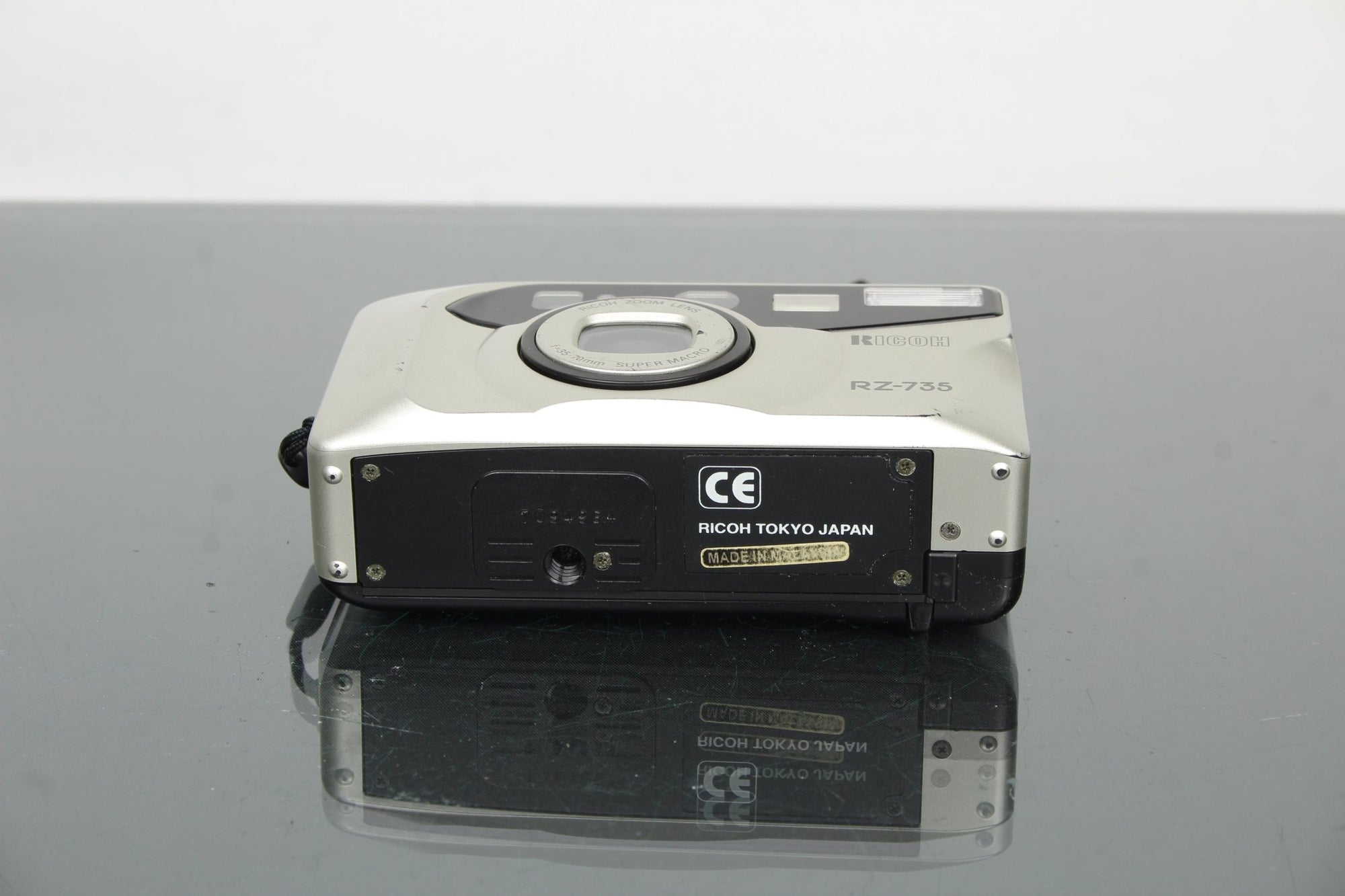 Ricoh RZ - 735 - Dutch|Thrift