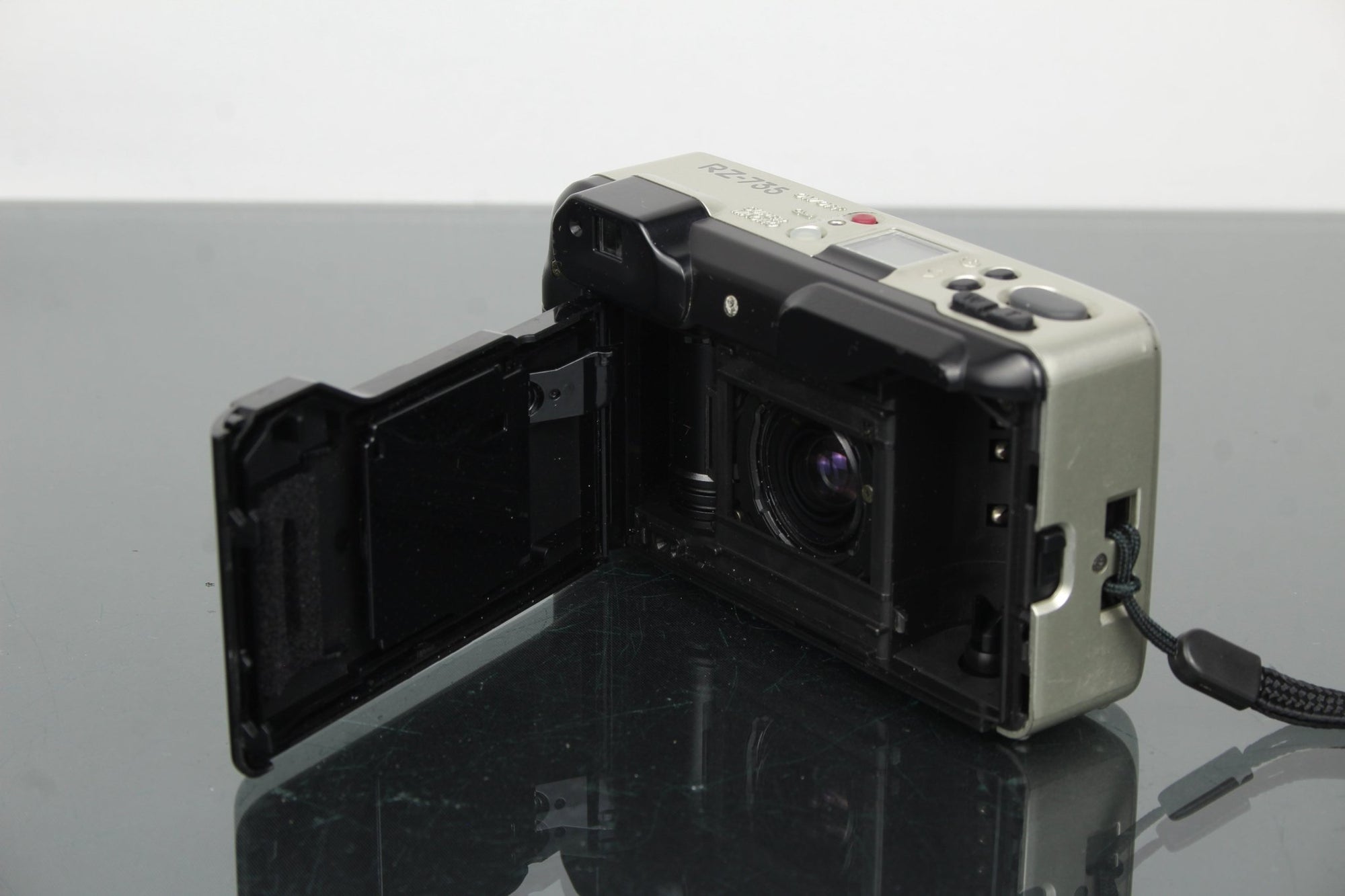 Ricoh RZ - 735 - Dutch|Thrift